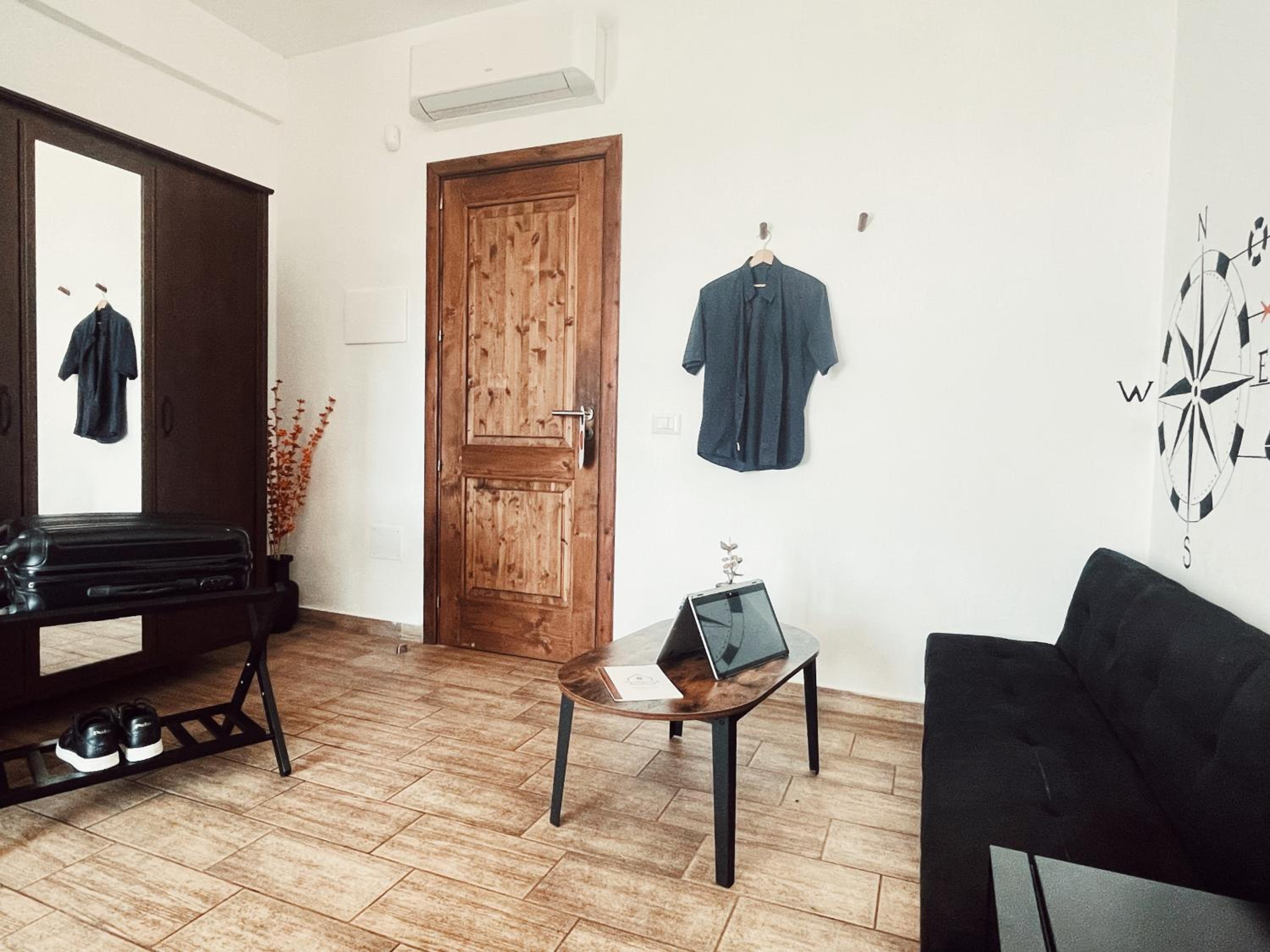 Deluxe Double Room with Balcony and Sea View
