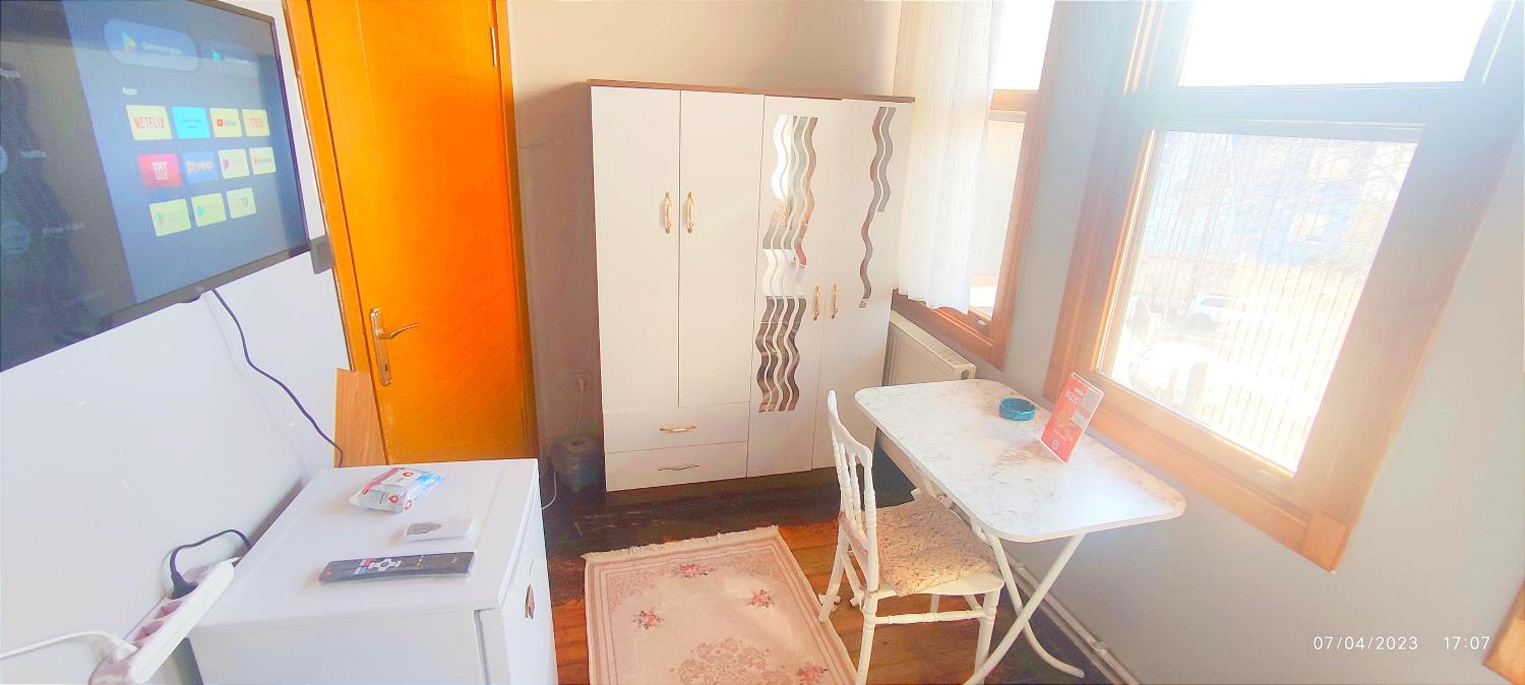 Small Double Room photo 3