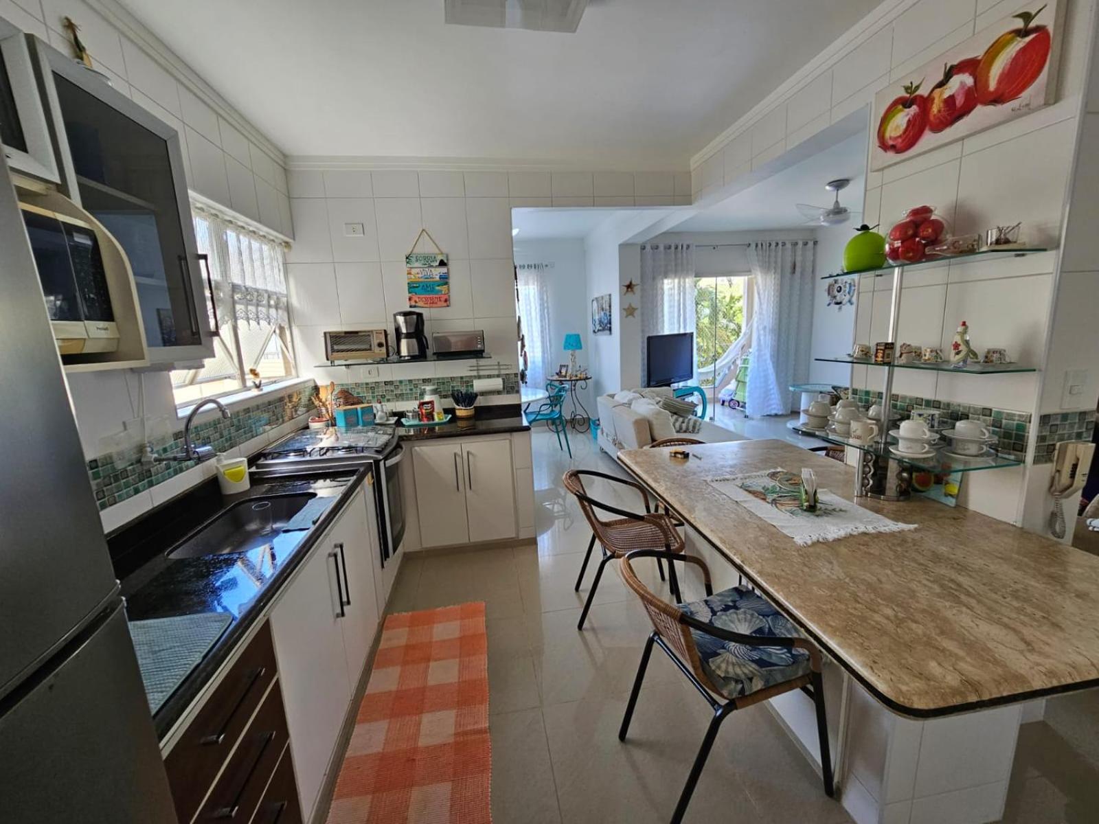 Three-Bedroom Apartment - Photo 4