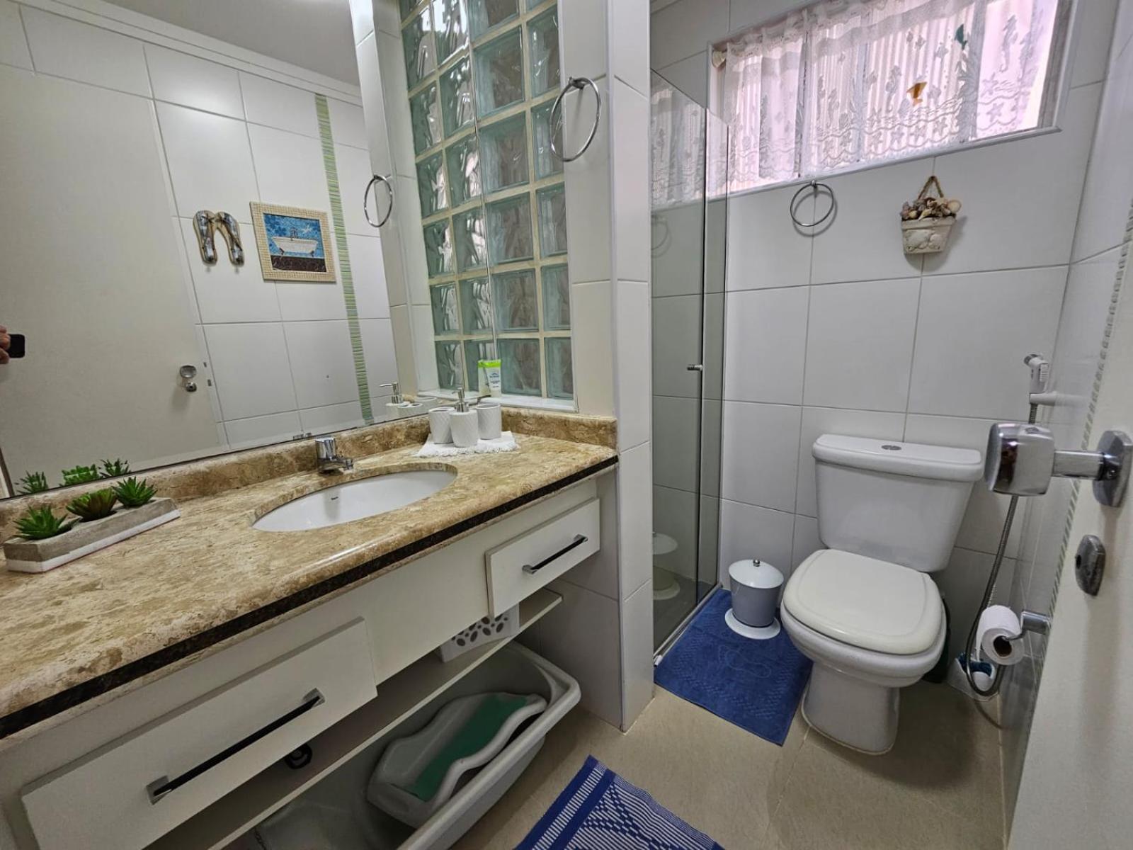 Three-Bedroom Apartment - Photo 16