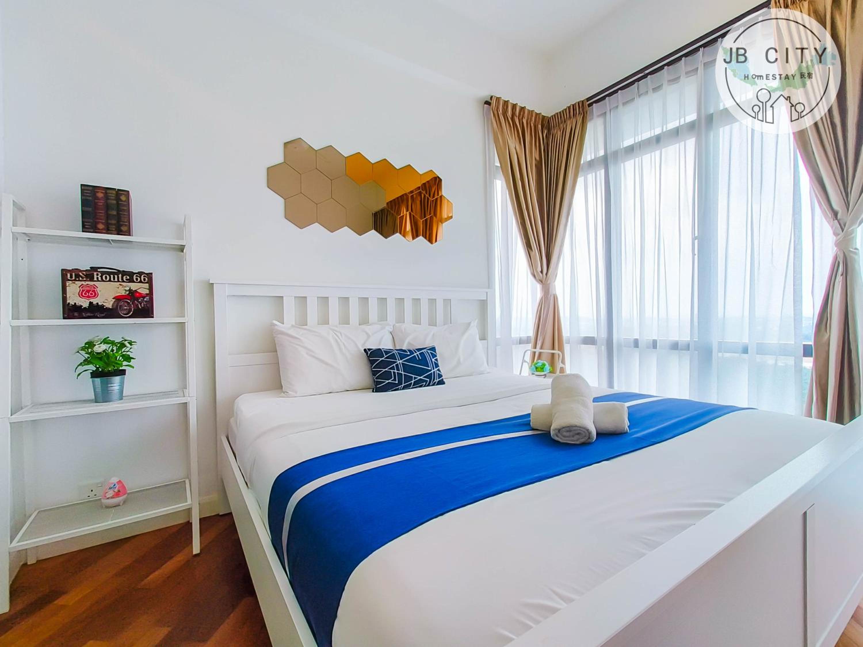 Two-Bedroom Apartment - Photo 4