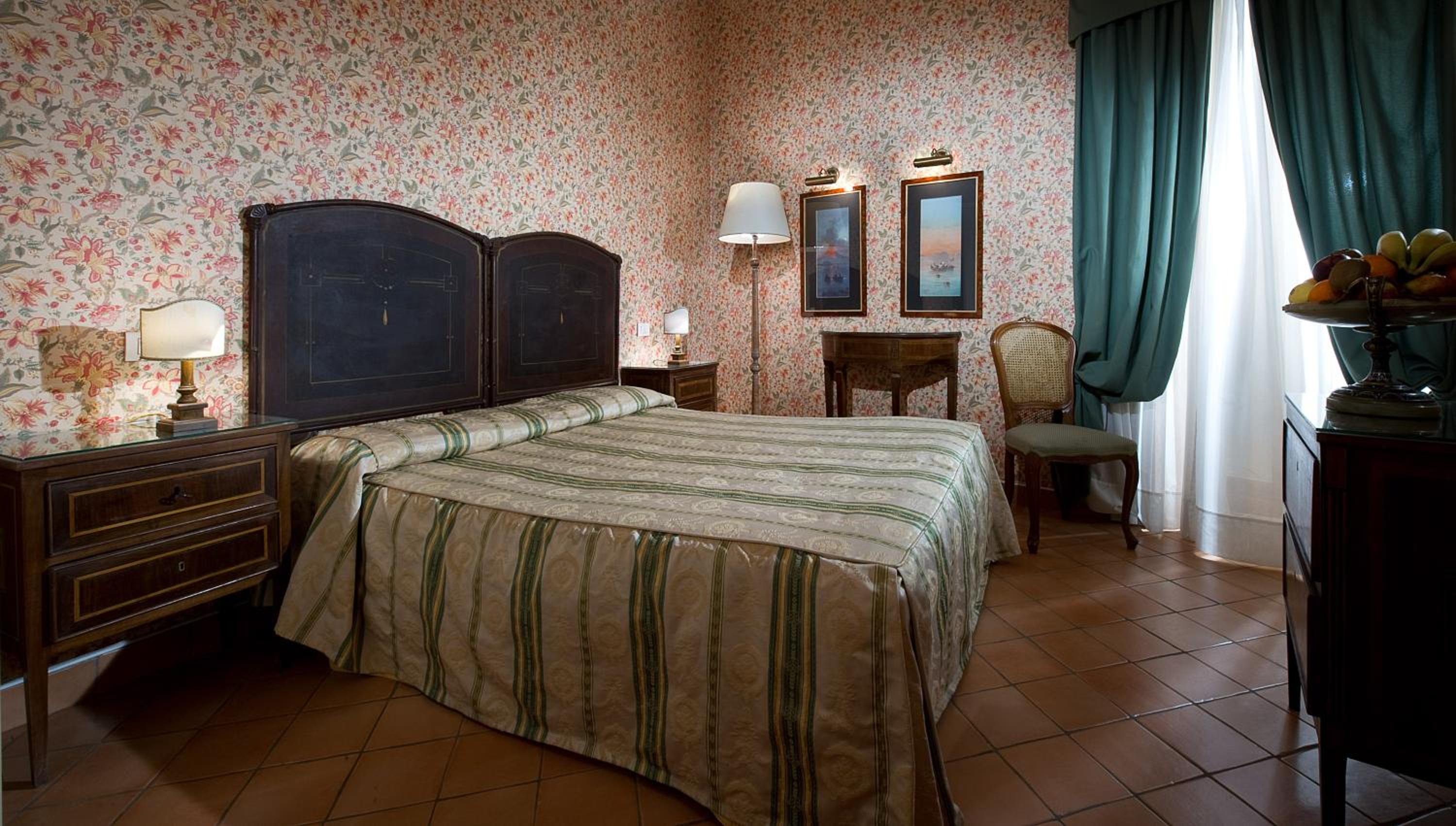 Standard Double or Twin Room - Photo 1