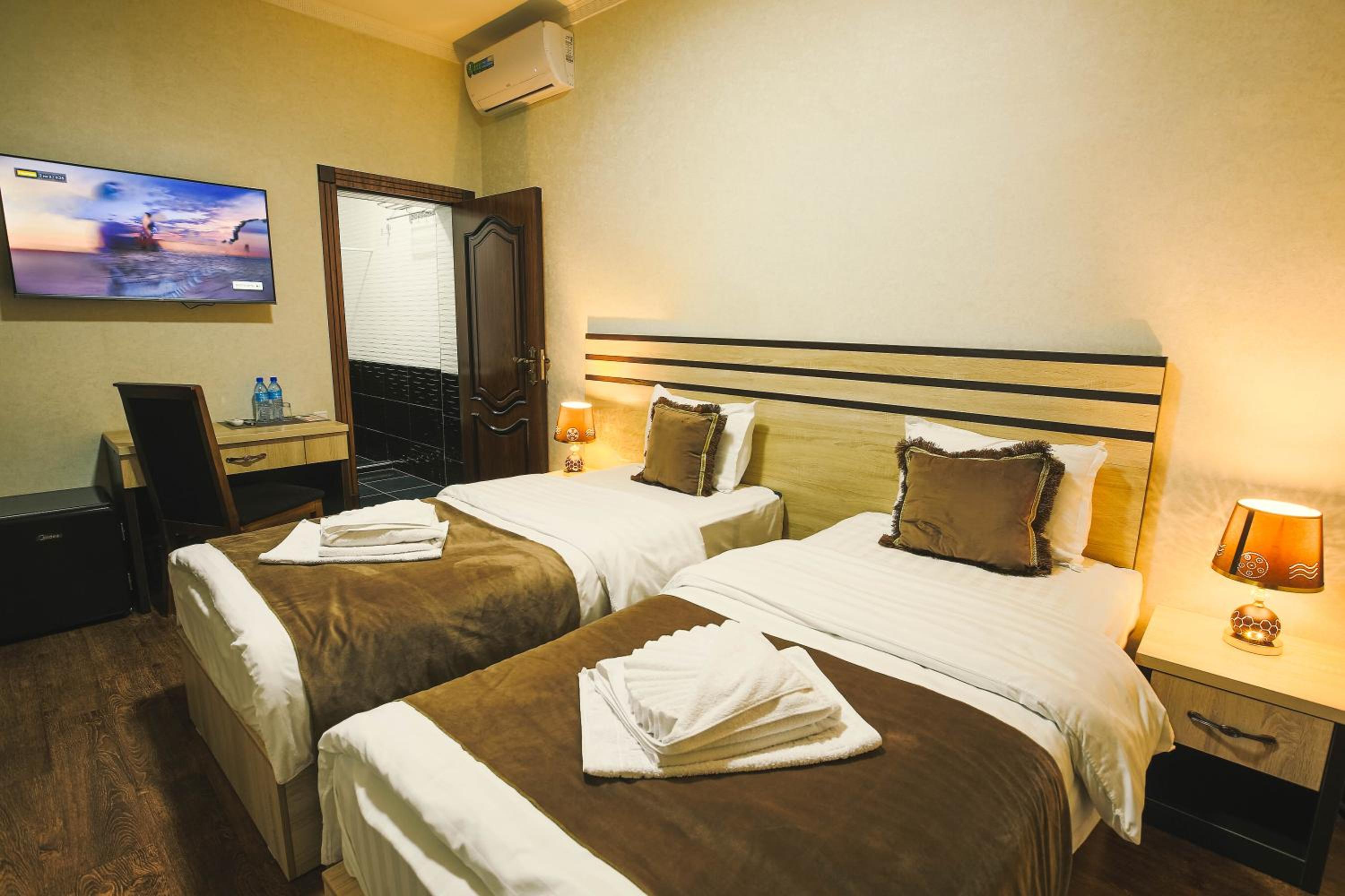 Economy Double or Twin Room photo 2