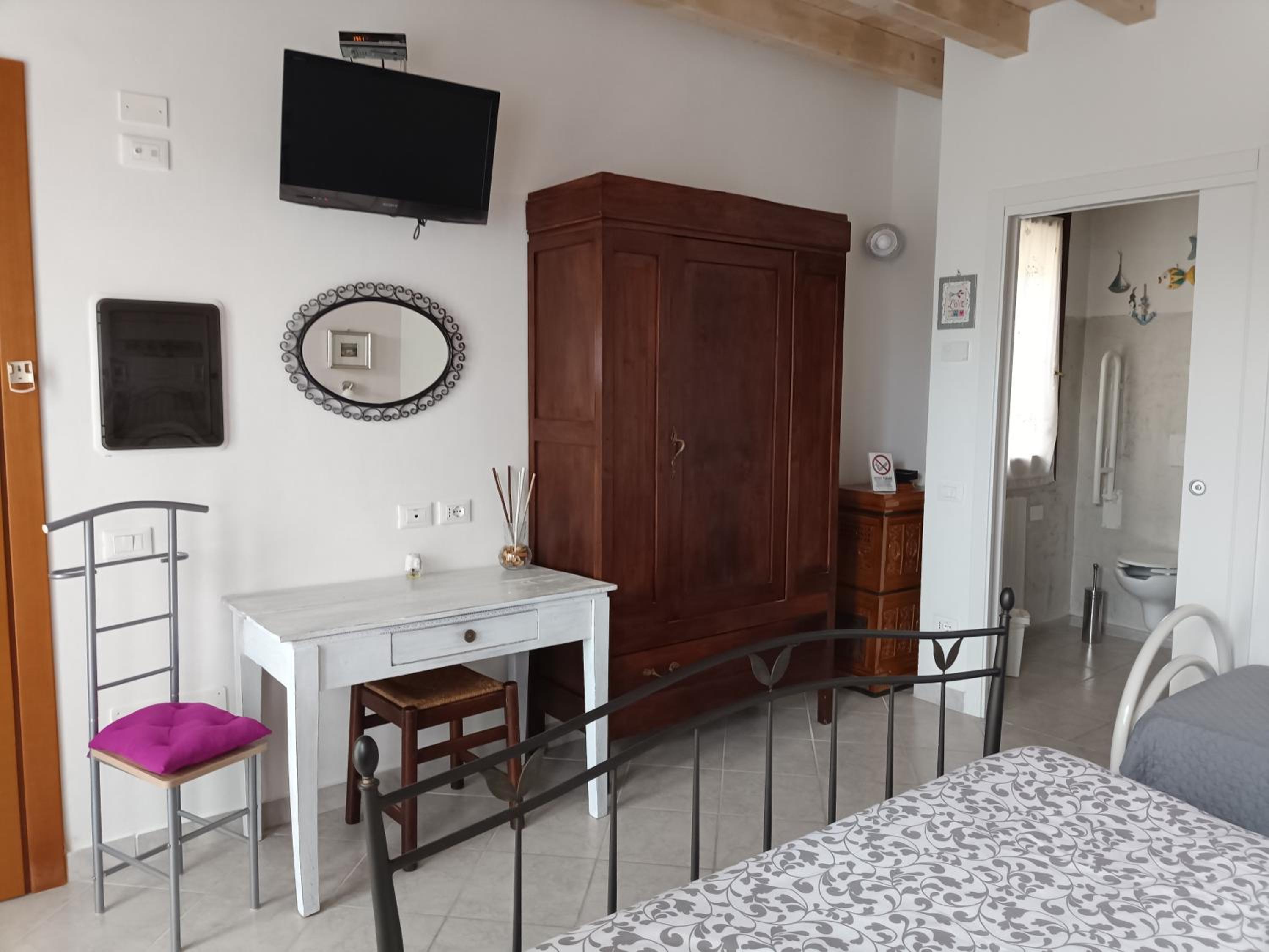 Triple Room - Disability Access - Photo 3