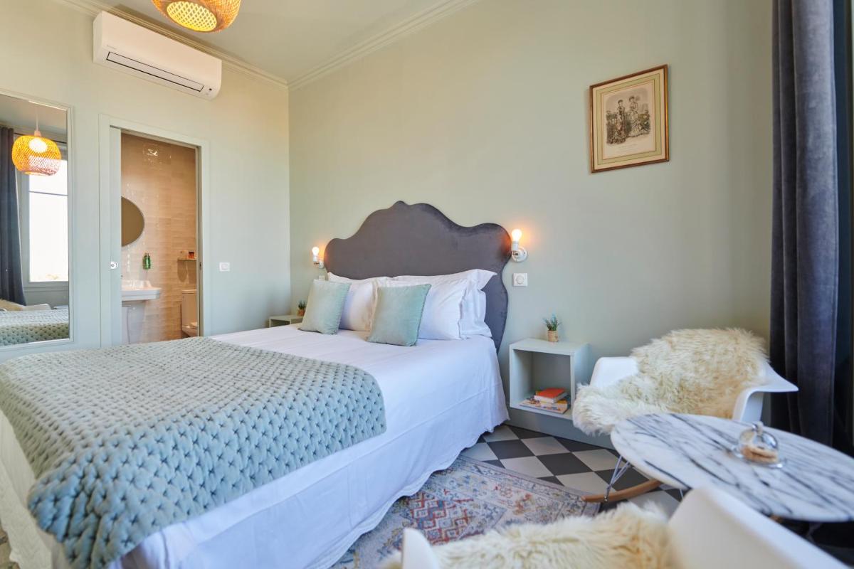 Standard Double Room photo 2