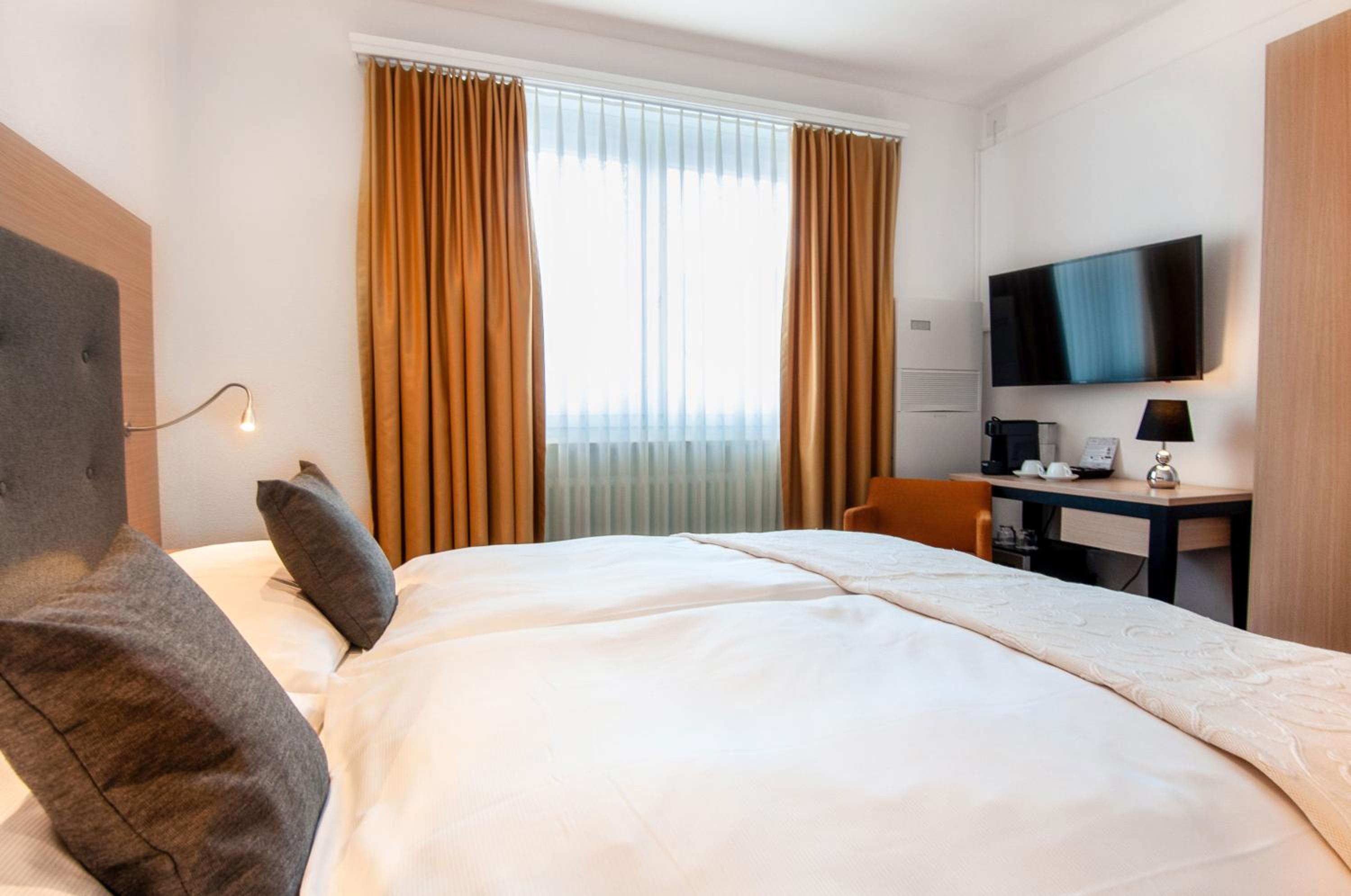 Double Room - Photo 1