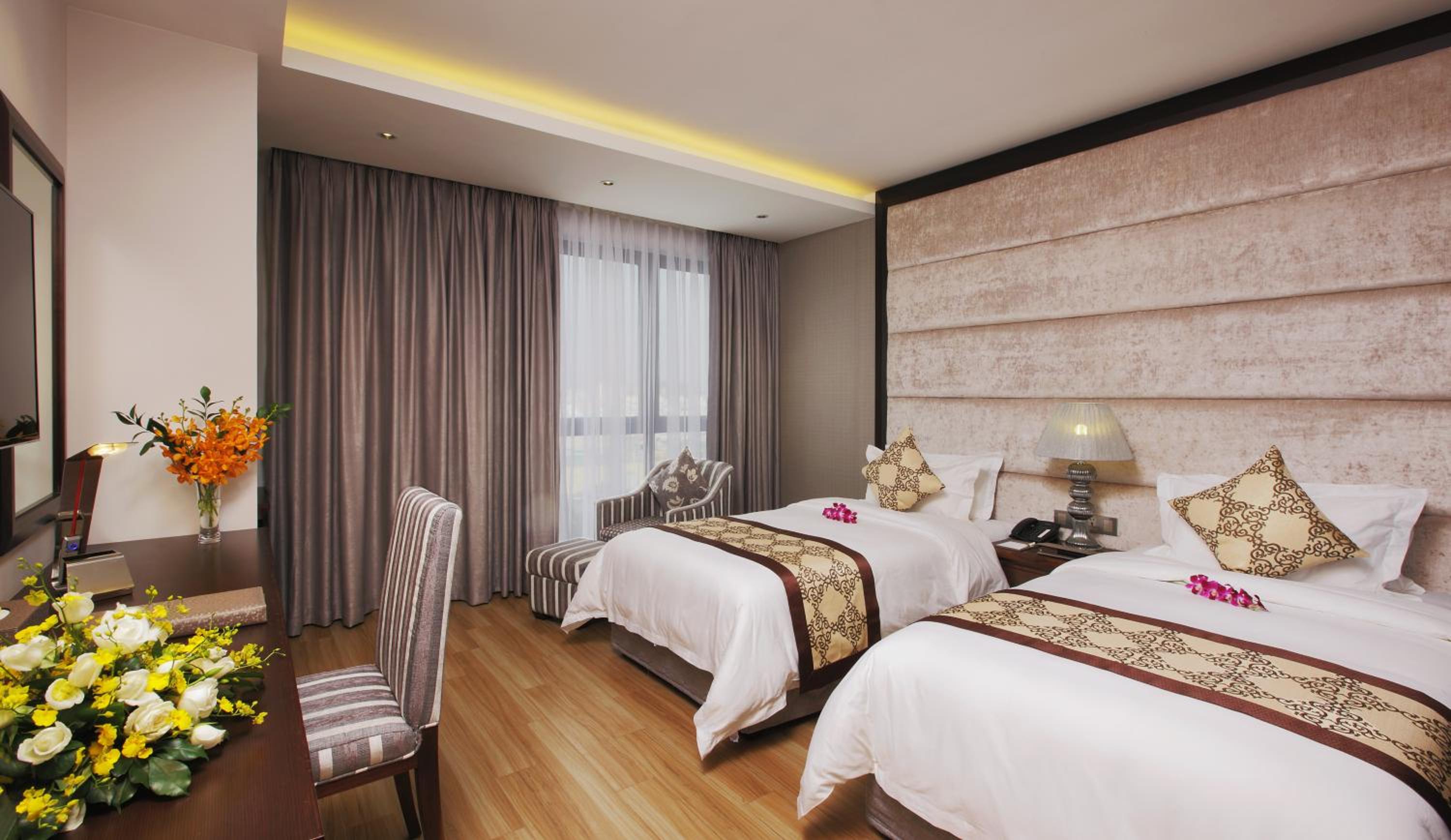 Premium Deluxe Double or Twin Room photo 2