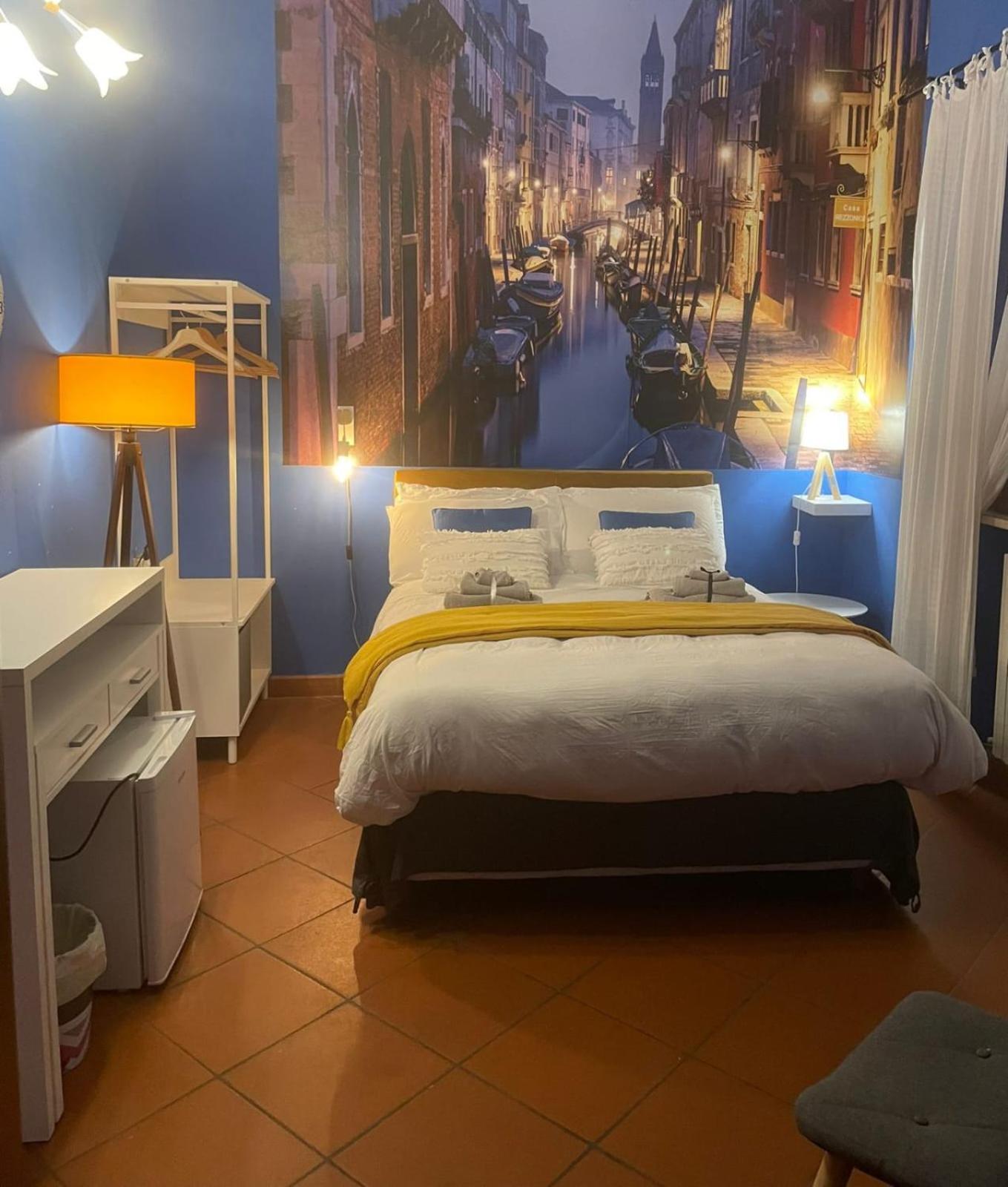 Double Room with Private Bathroom photo 1