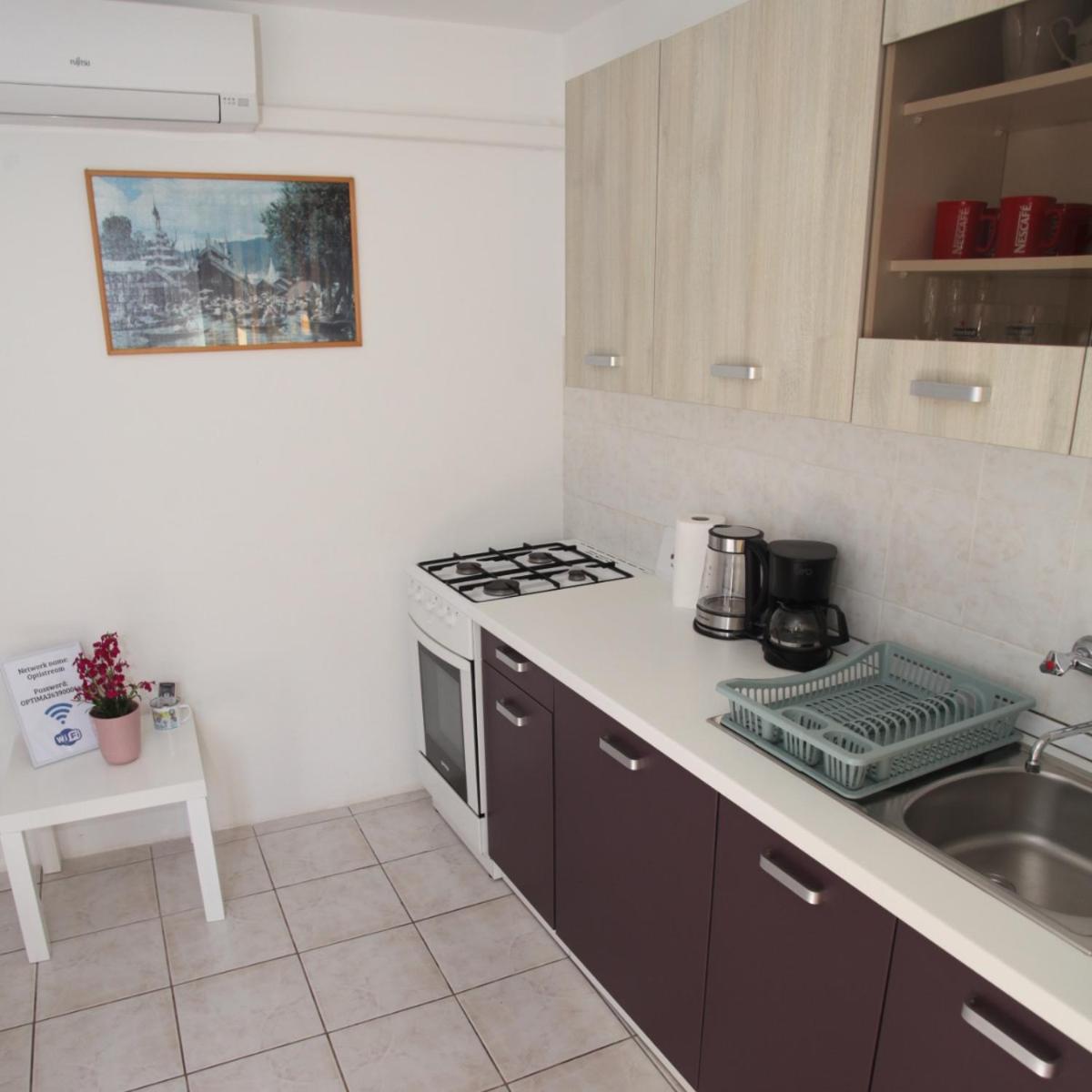 Apartment - Ground Floor photo 2