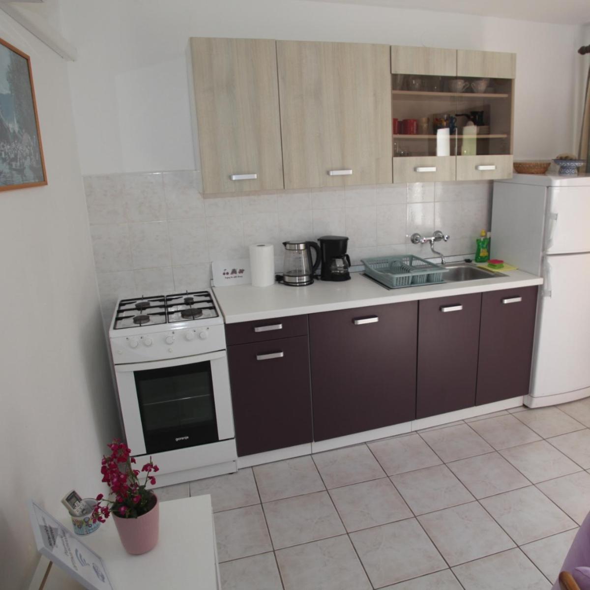 Apartment - Ground Floor photo 3