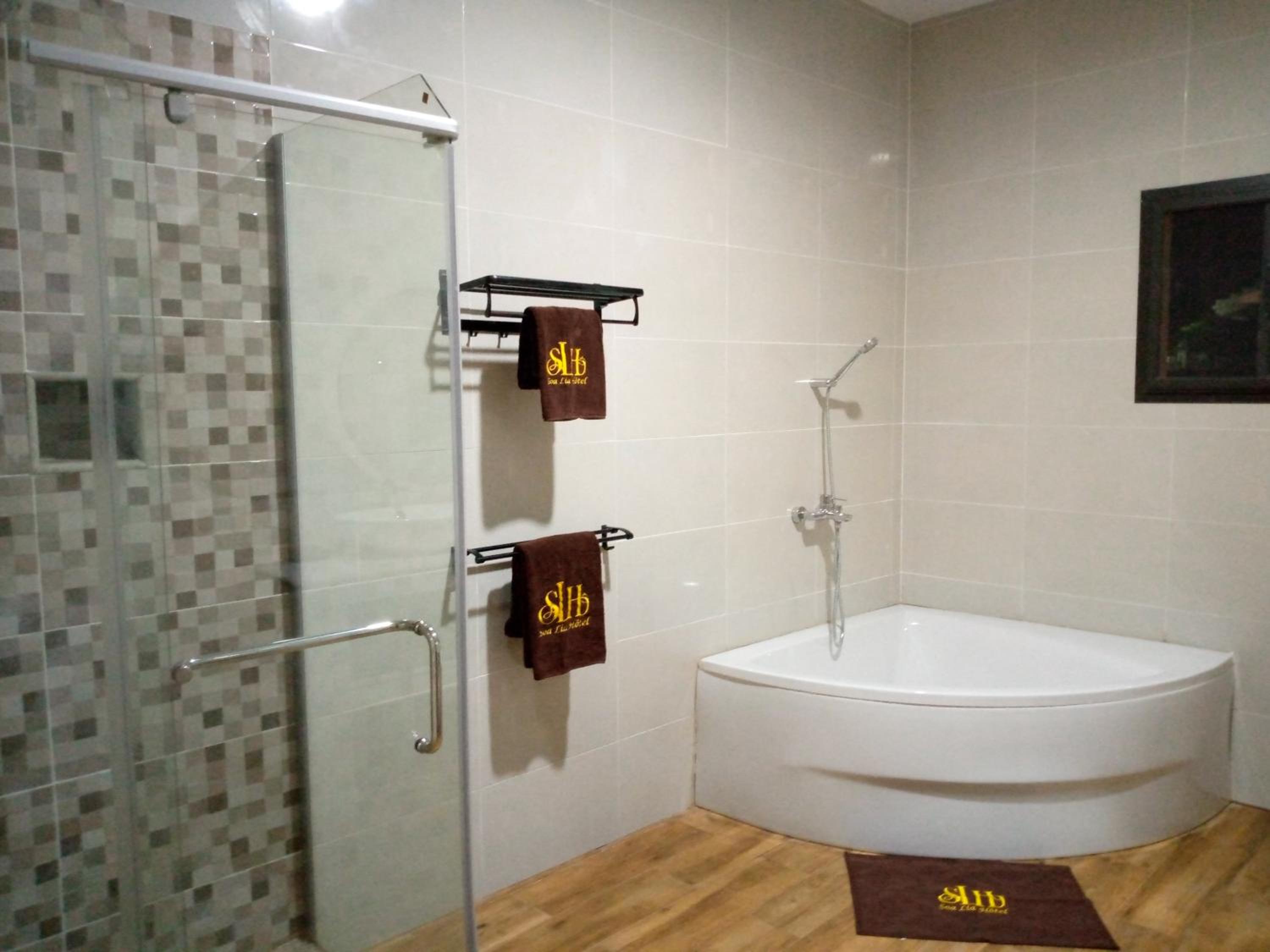 Double Room with Balcony photo 3
