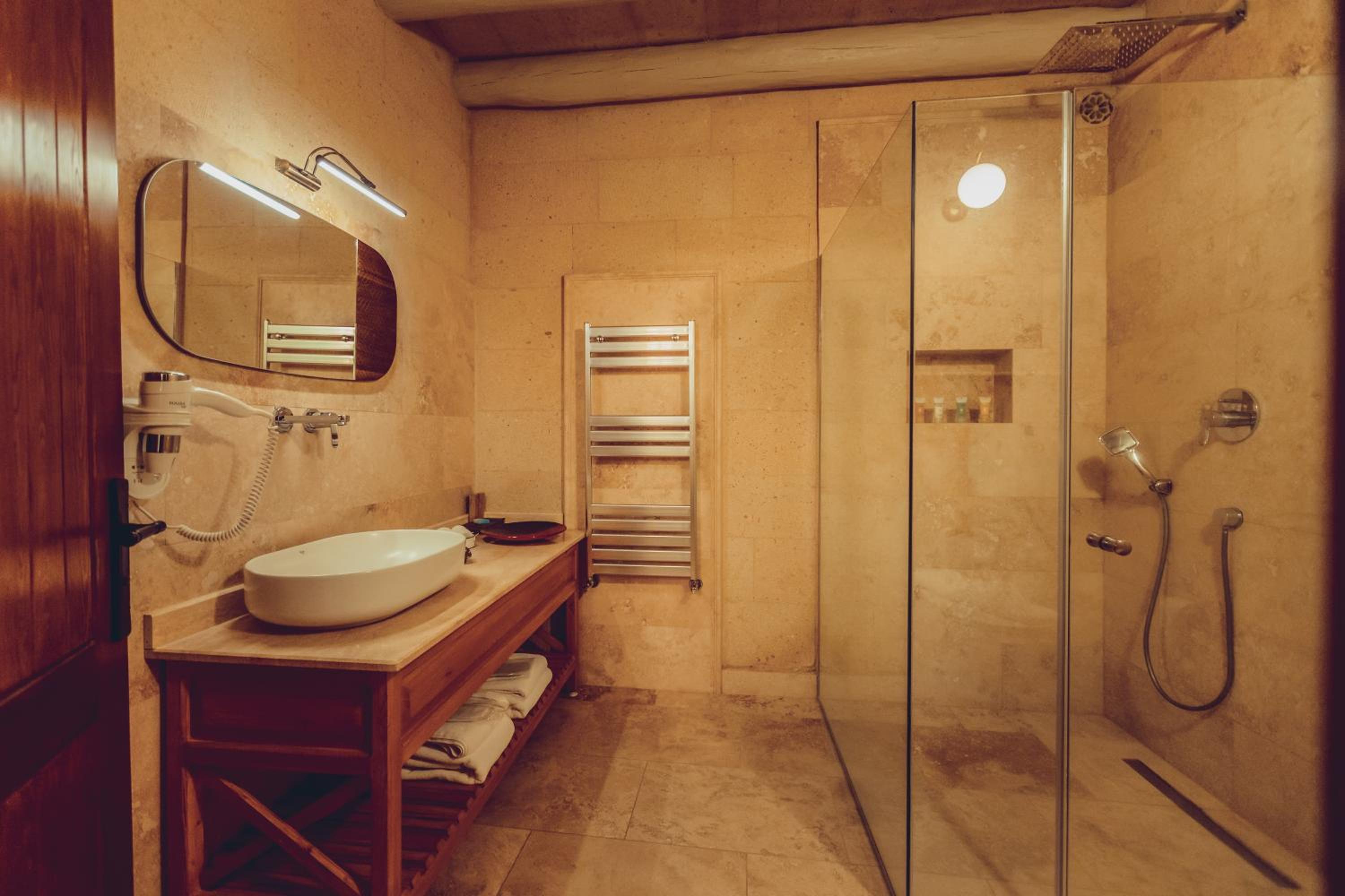Deluxe Double Room - Photo 3