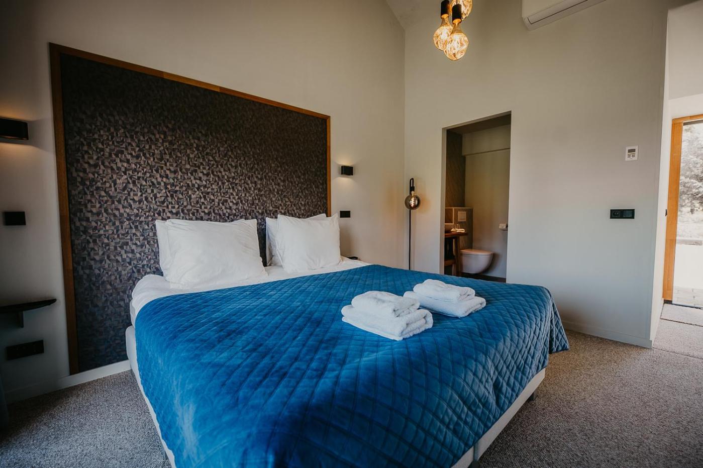 Standard Twin Room with Garden View - Photo 1