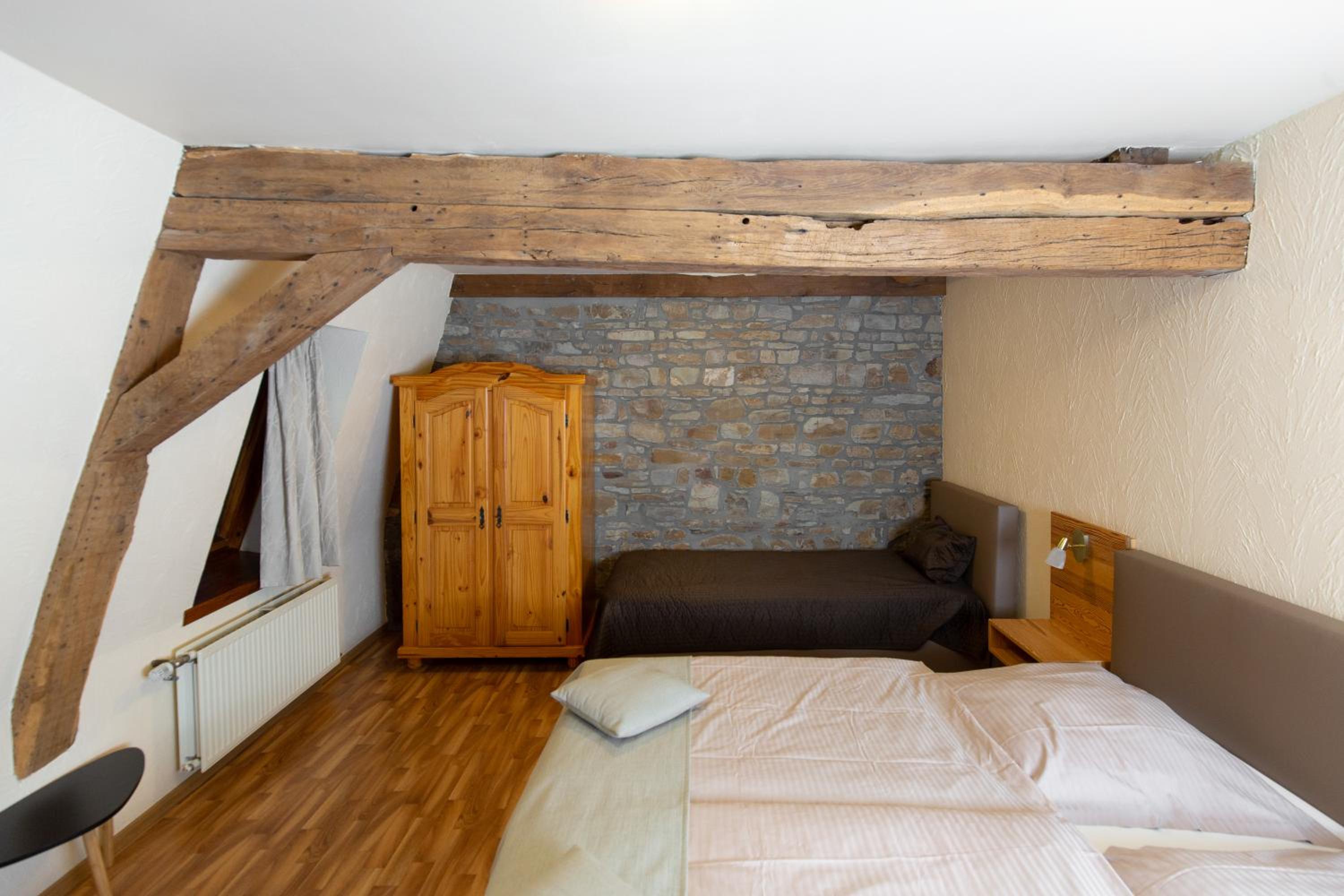 Large Double Room photo 3
