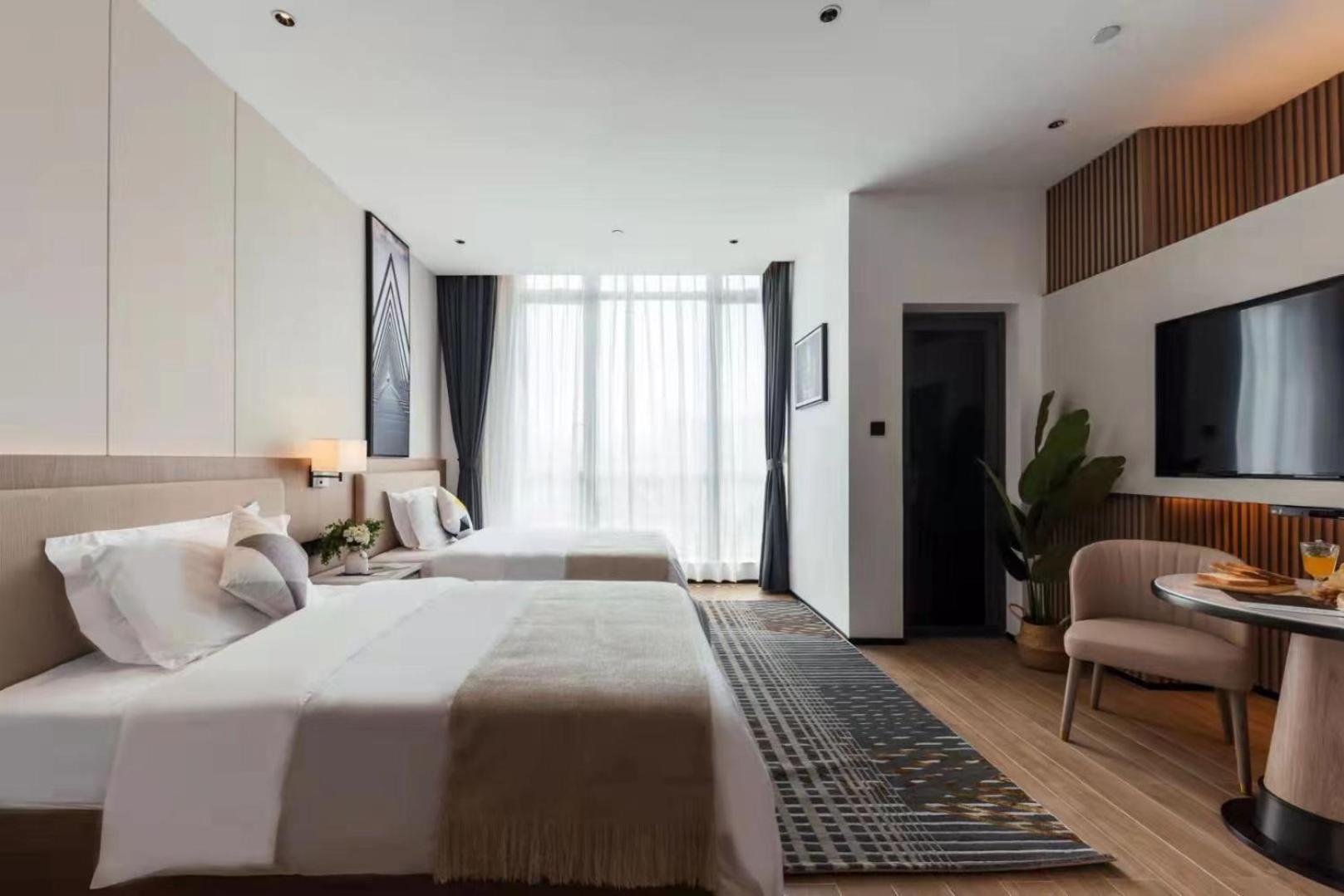 Stylish Twin Room photo 1