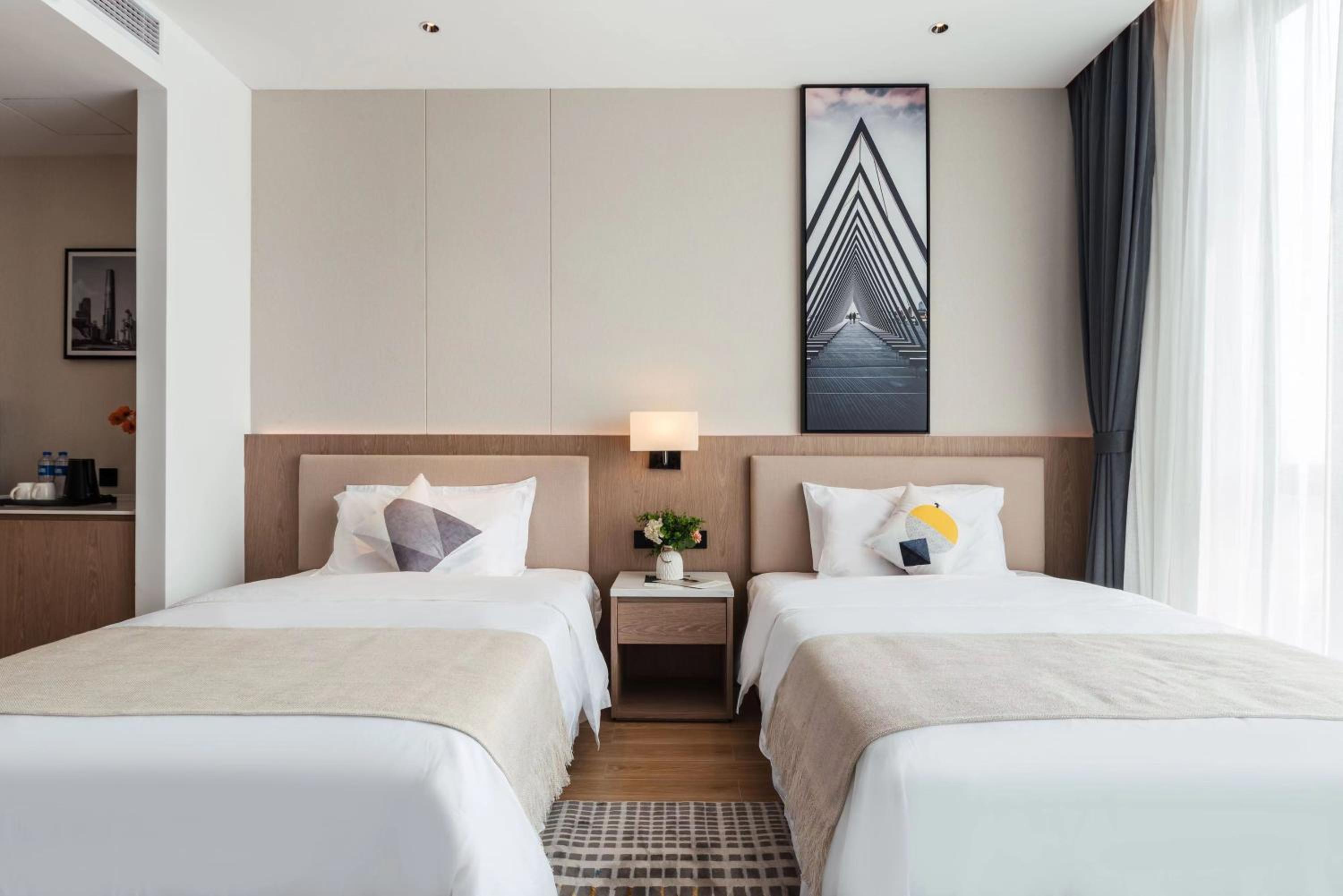 Stylish Twin Room photo 3