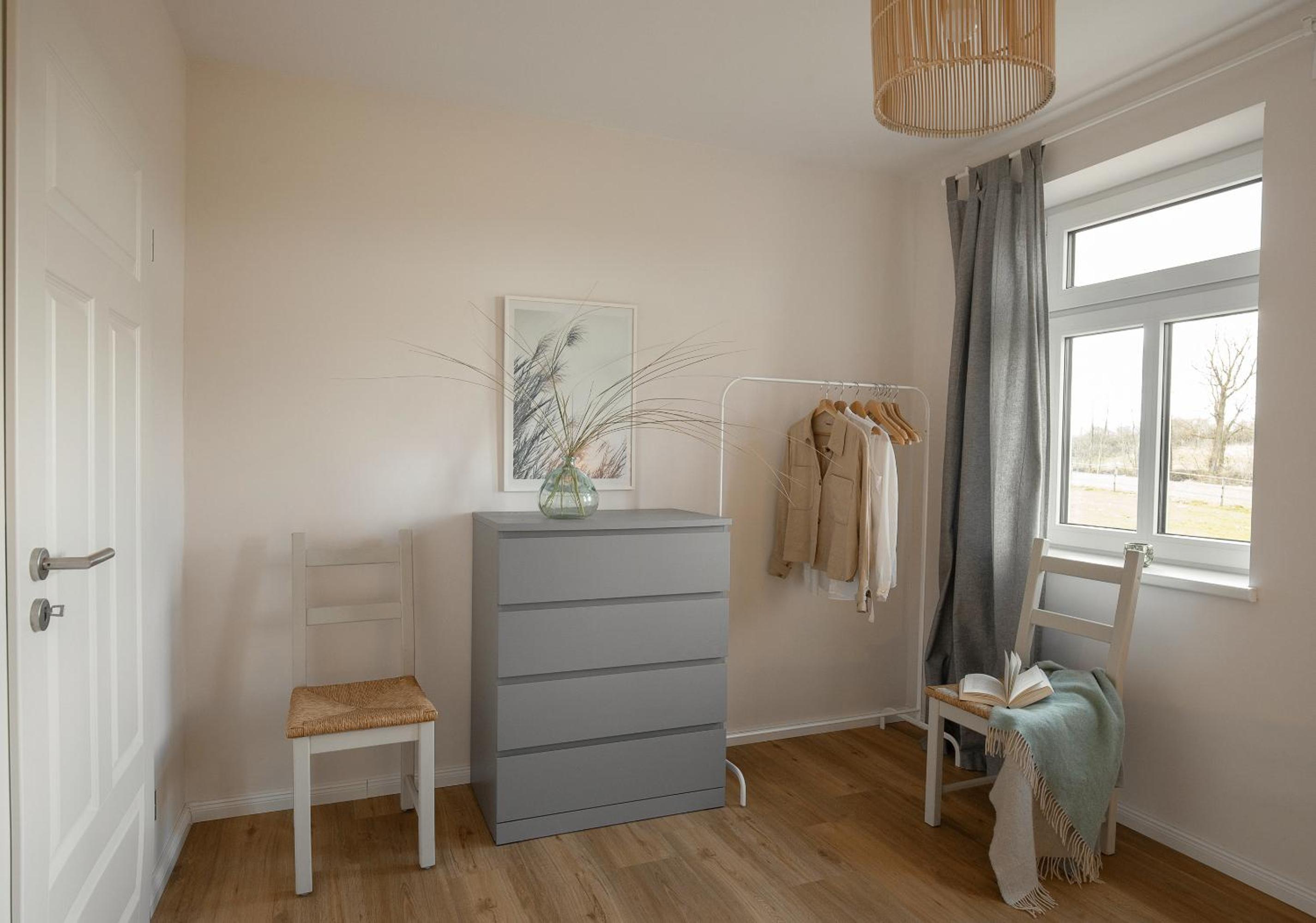 Two-Bedroom Apartment - Photo 13