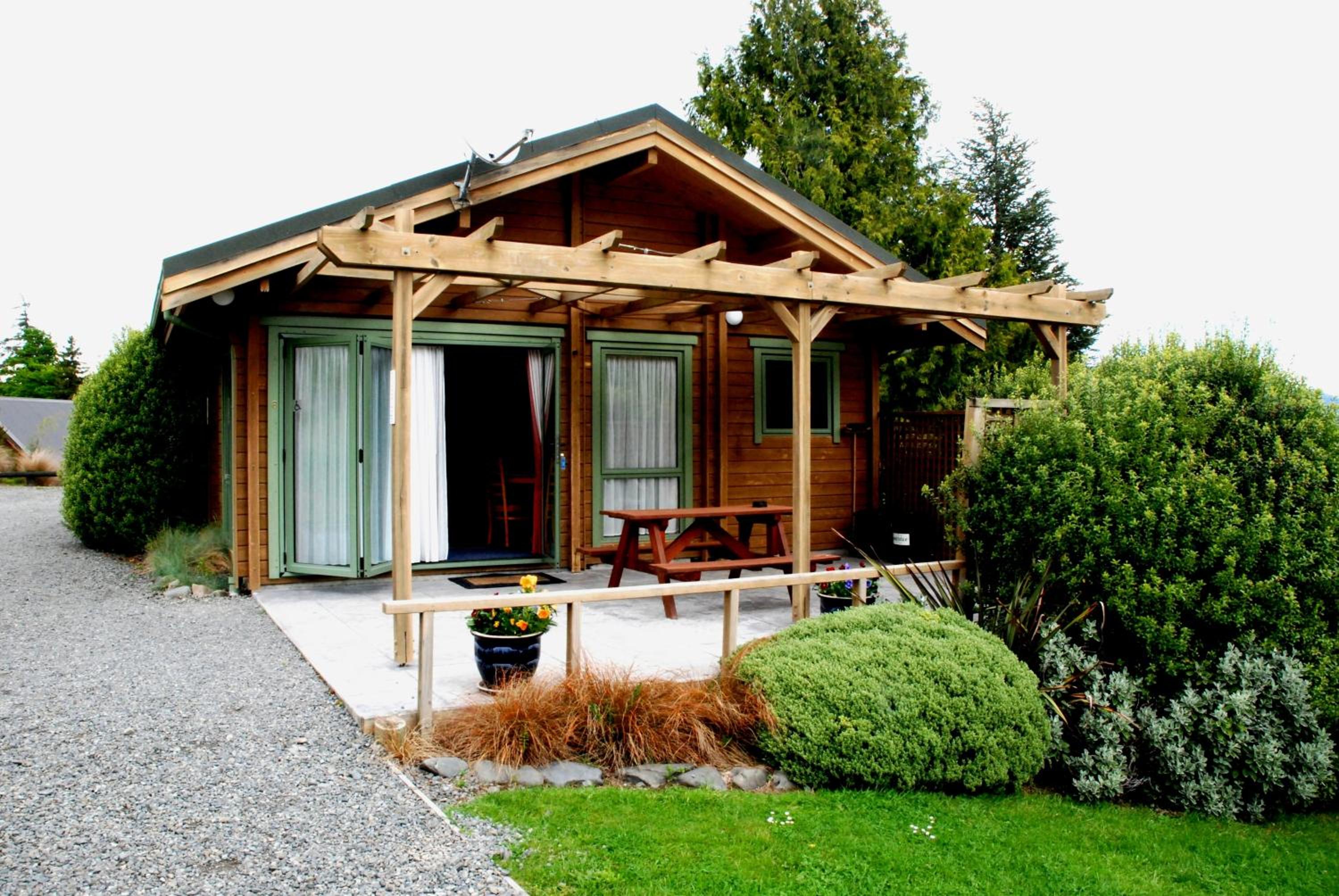 Two-Bedroom Chalet (6 Adults) - Photo 3