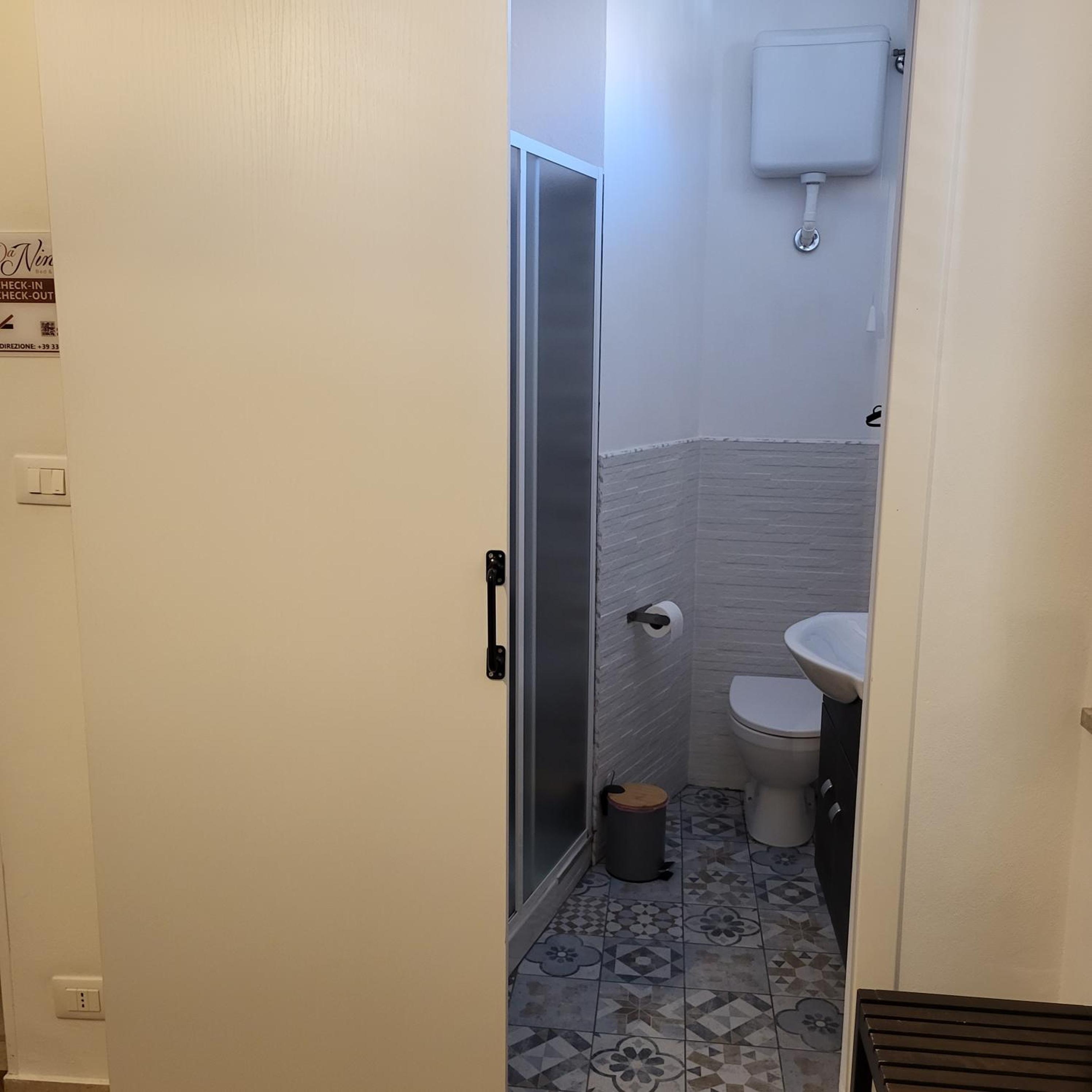 Queen Room with Balcony photo 3