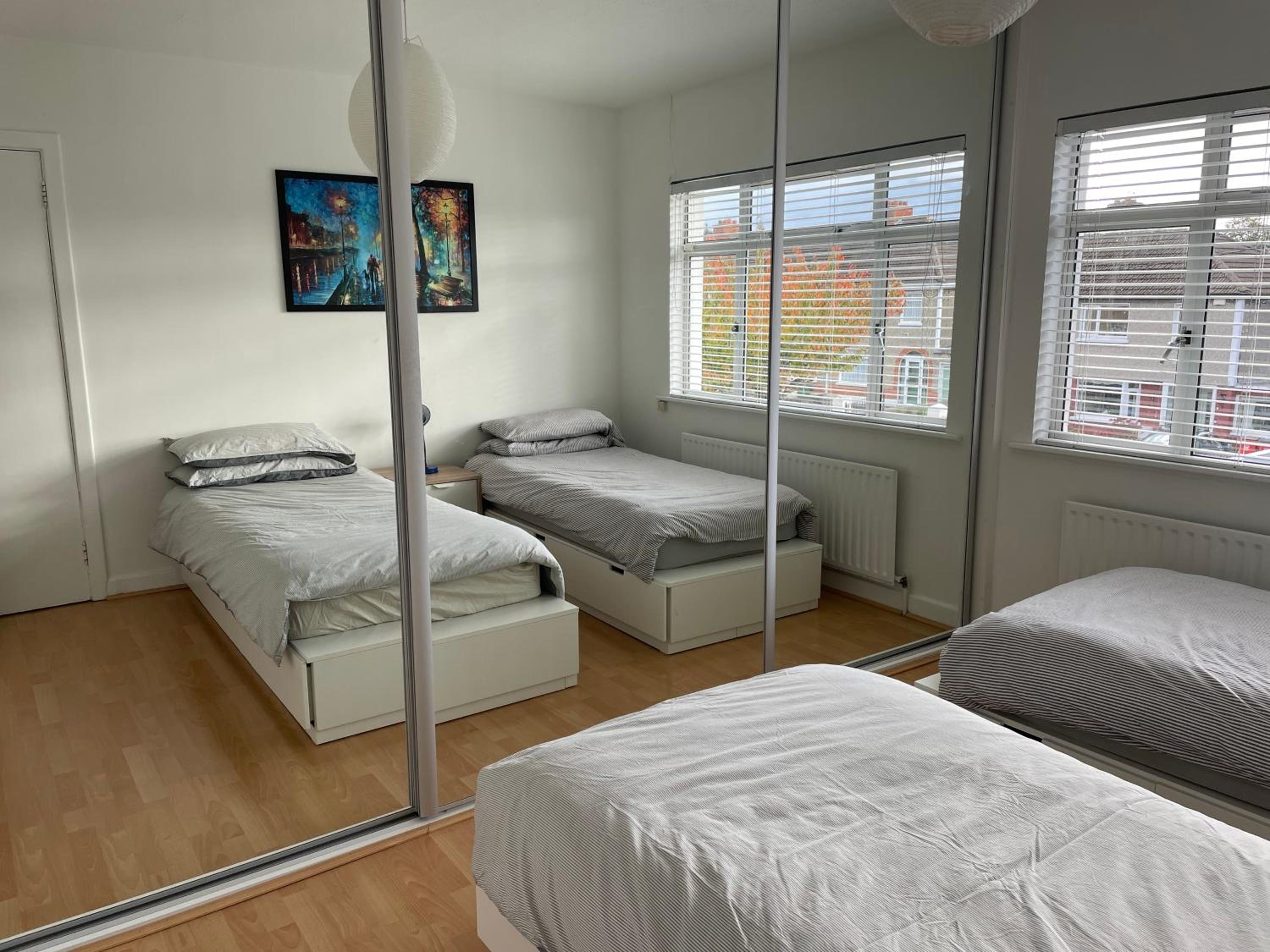 Double Room with Shared Bathroom photo 1