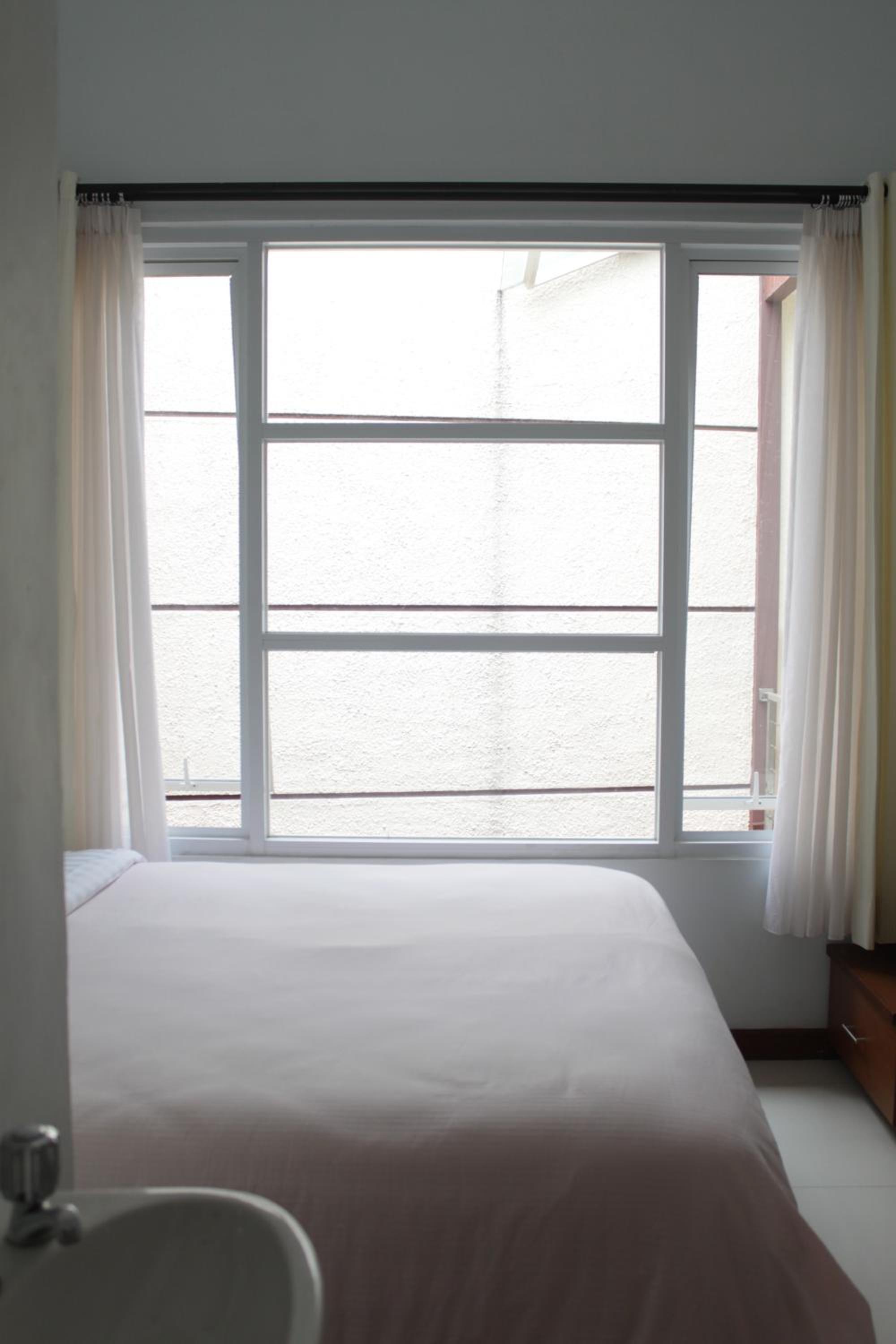 Deluxe Double Room (2 Adults + 1 Child) - Photo 13