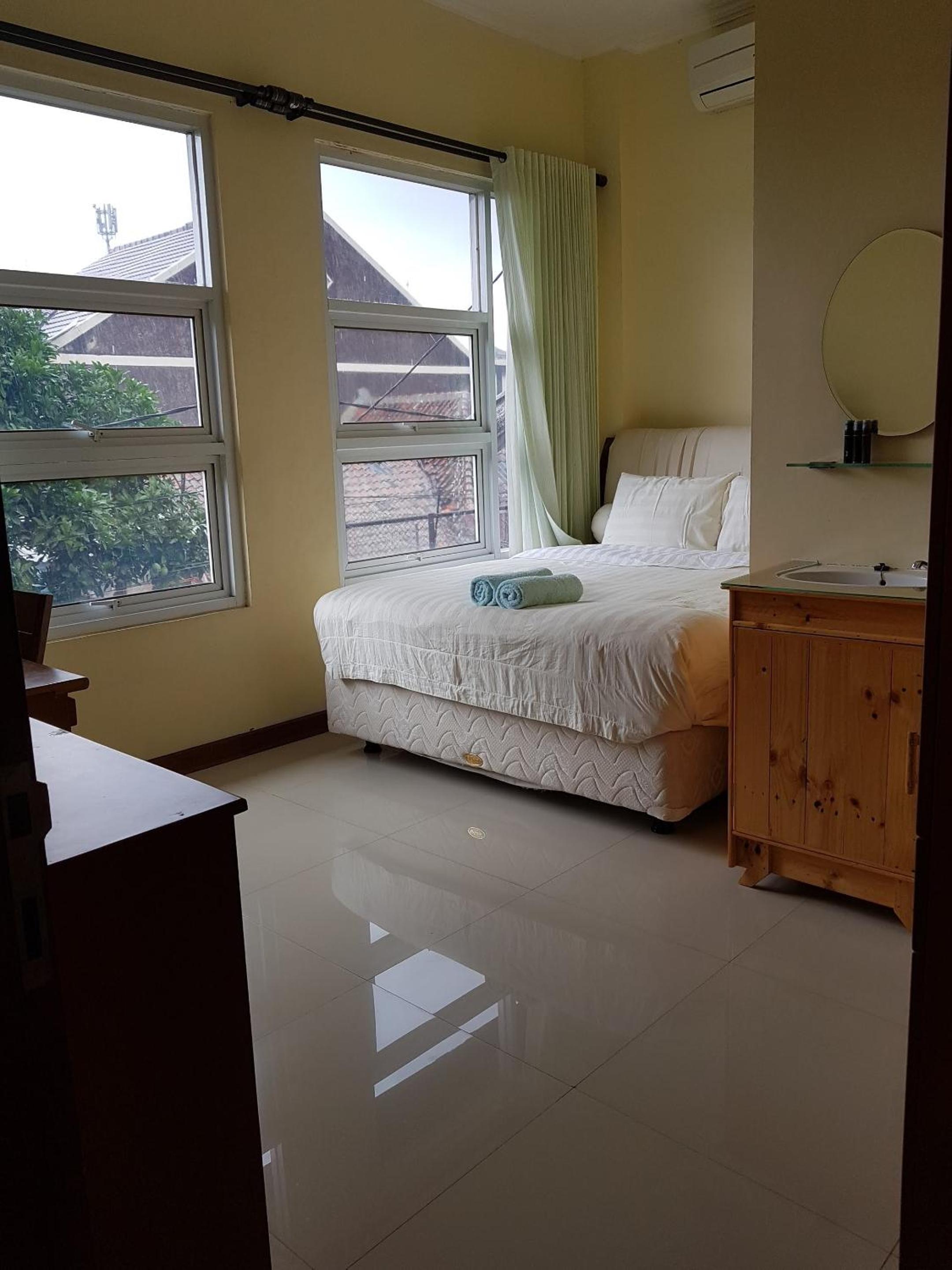 Deluxe Double Room - Photo 8