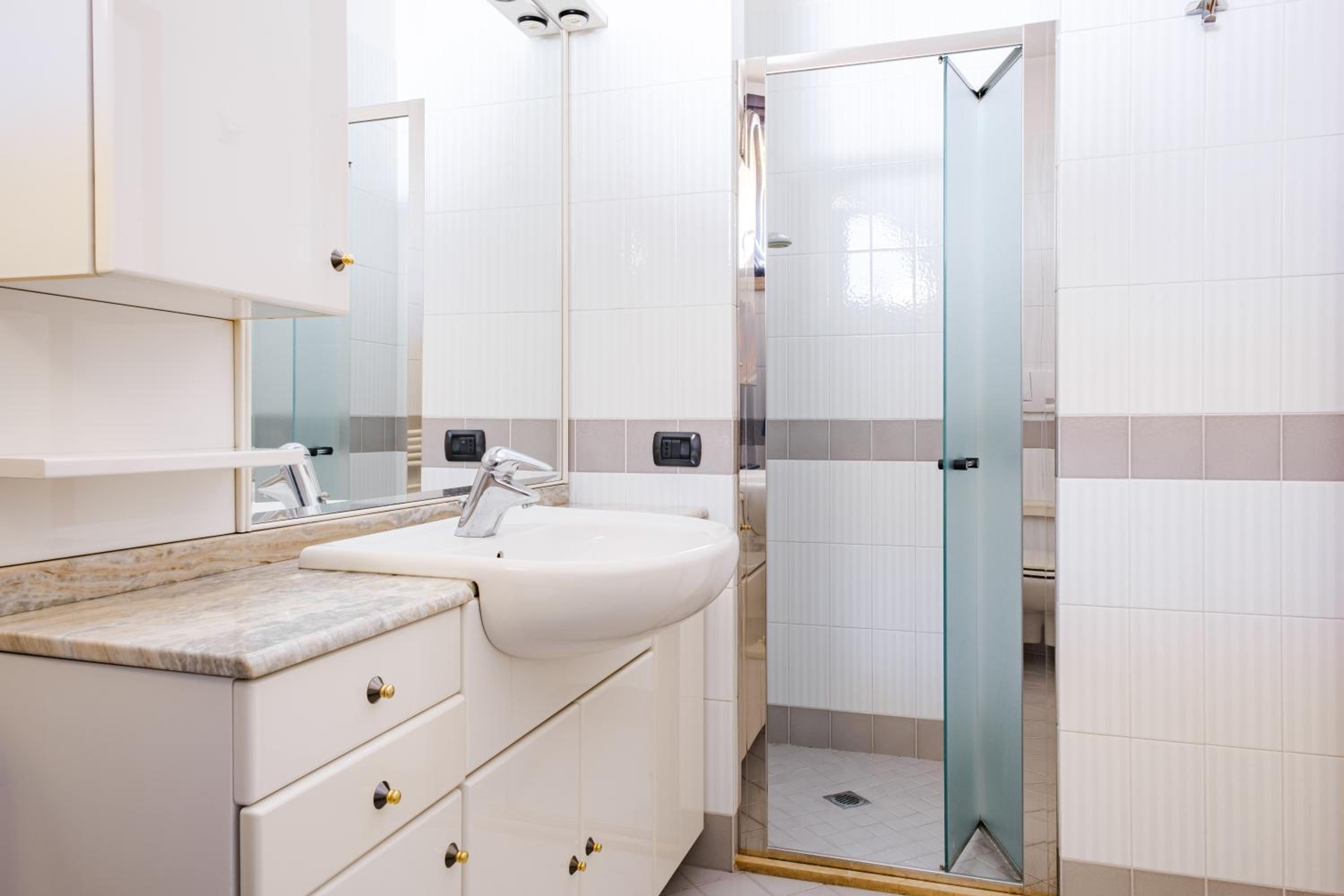 Deluxe Double or Twin Room with Balcony photo 3