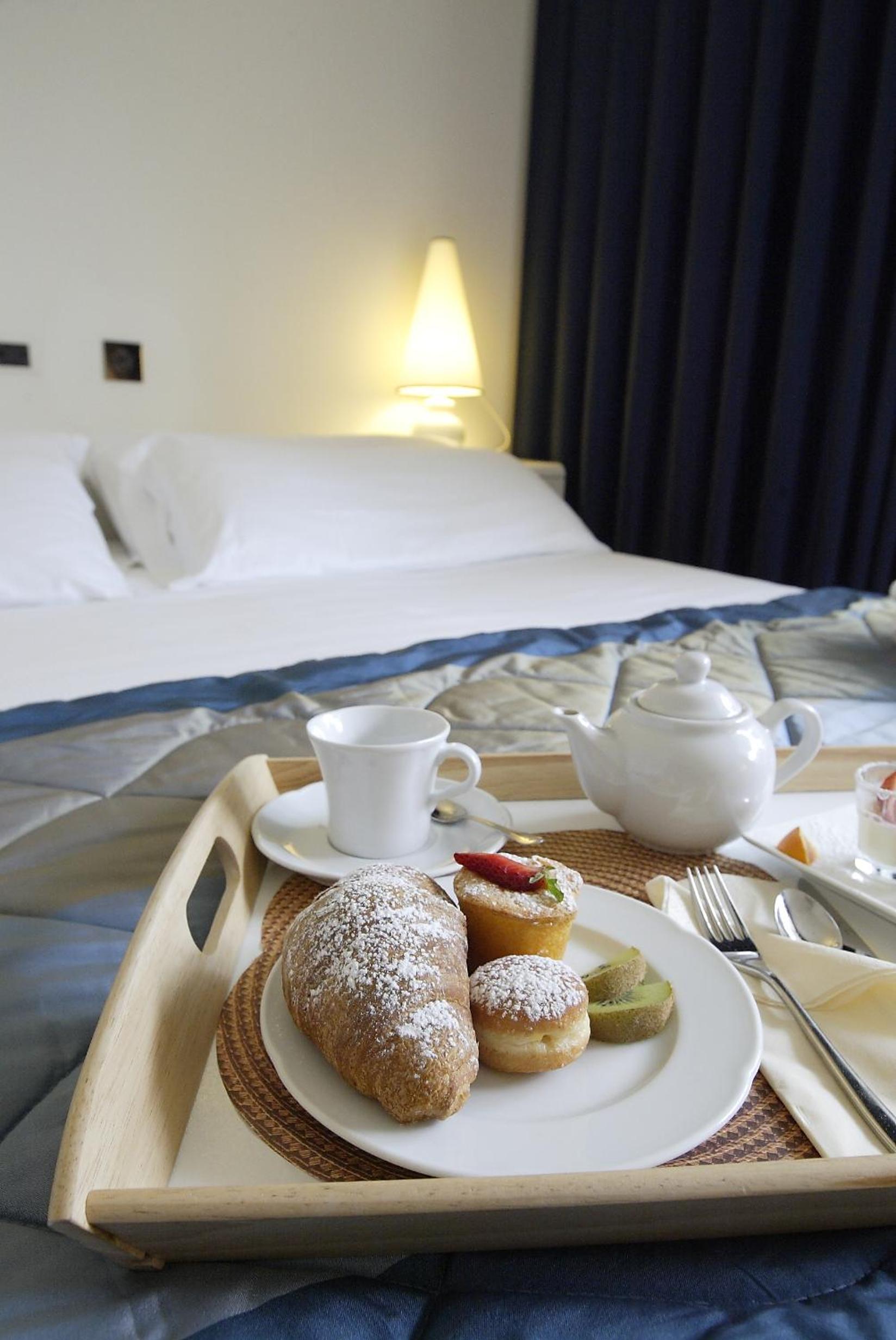 Superior Double or Twin Room - Photo 5