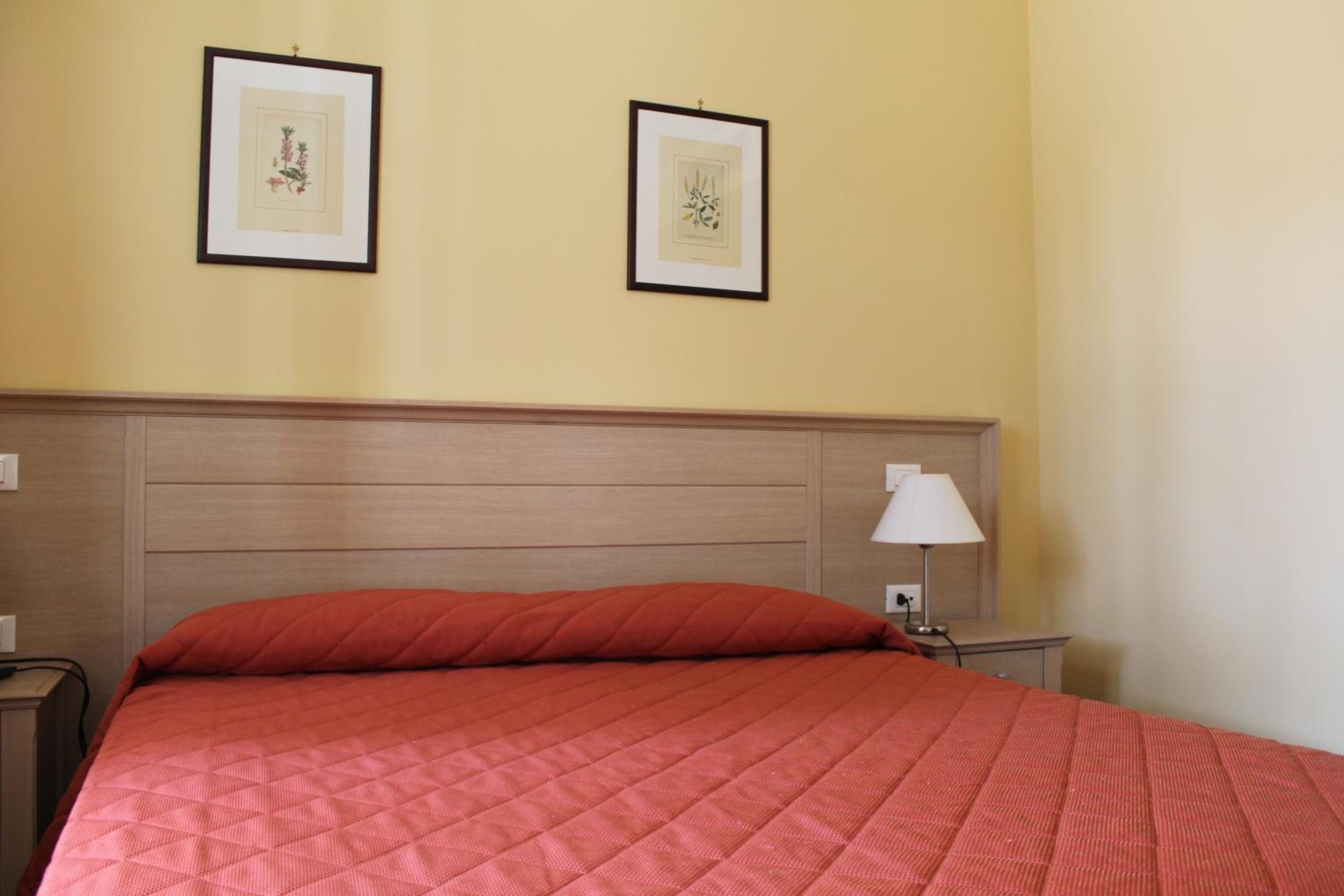Economy Double or Twin Room photo 1