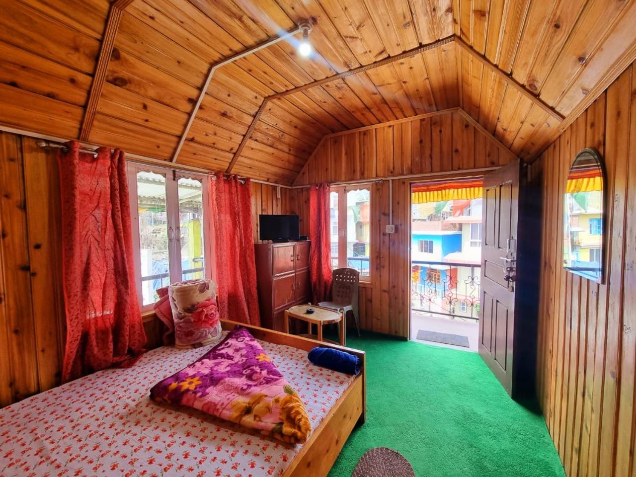 Family Room with Balcony photo 1