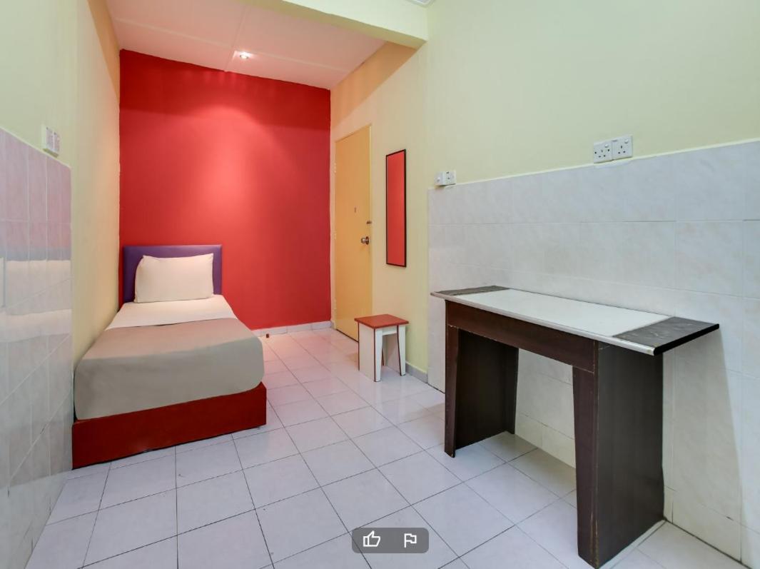 Standard Single Room photo 2
