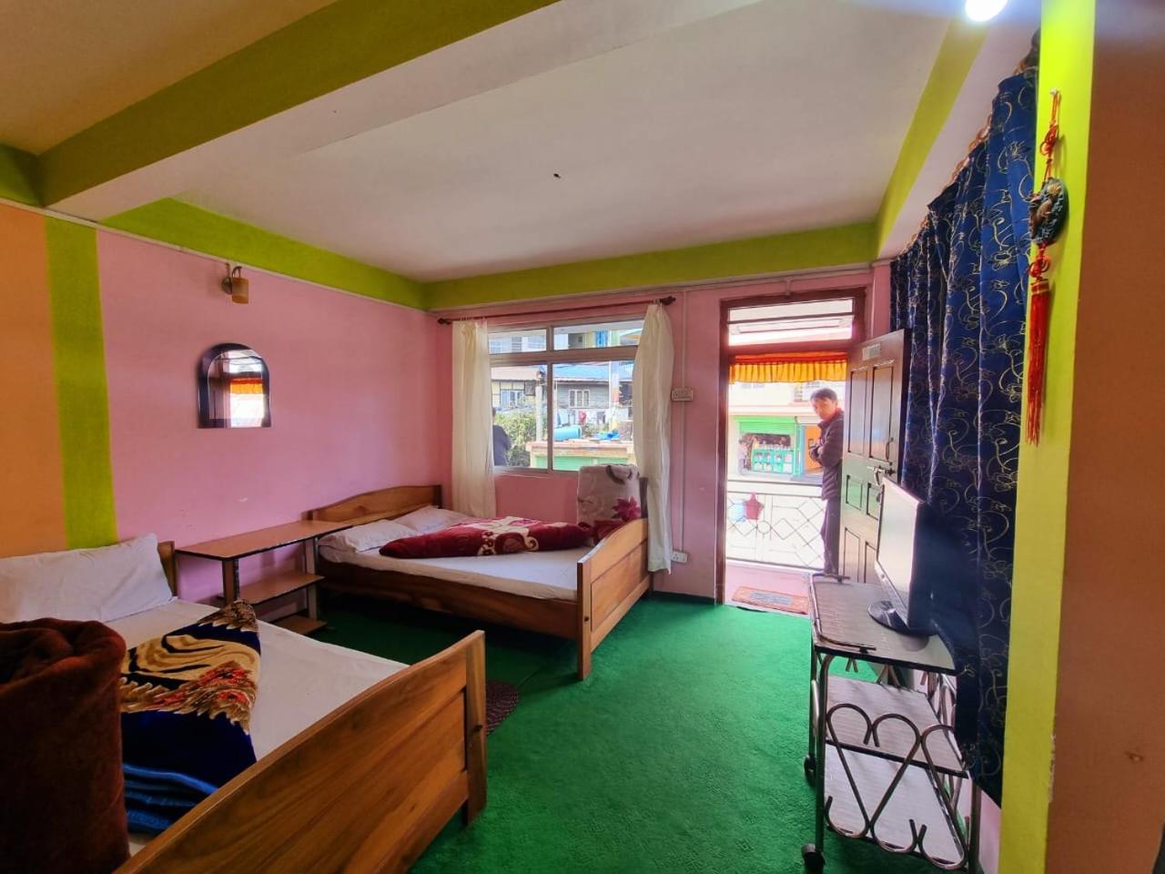 Standard Double or Twin Room photo 2