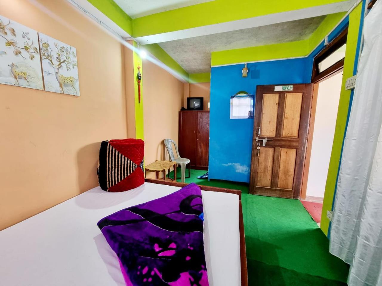 Double or Twin Room photo 3