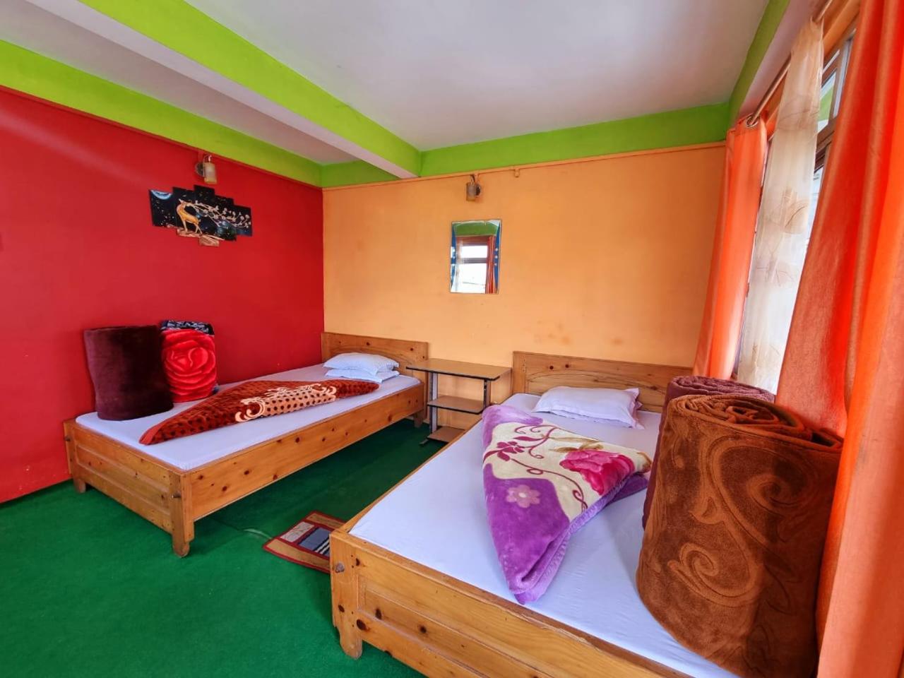 Deluxe Double or Twin Room with Balcony photo 3