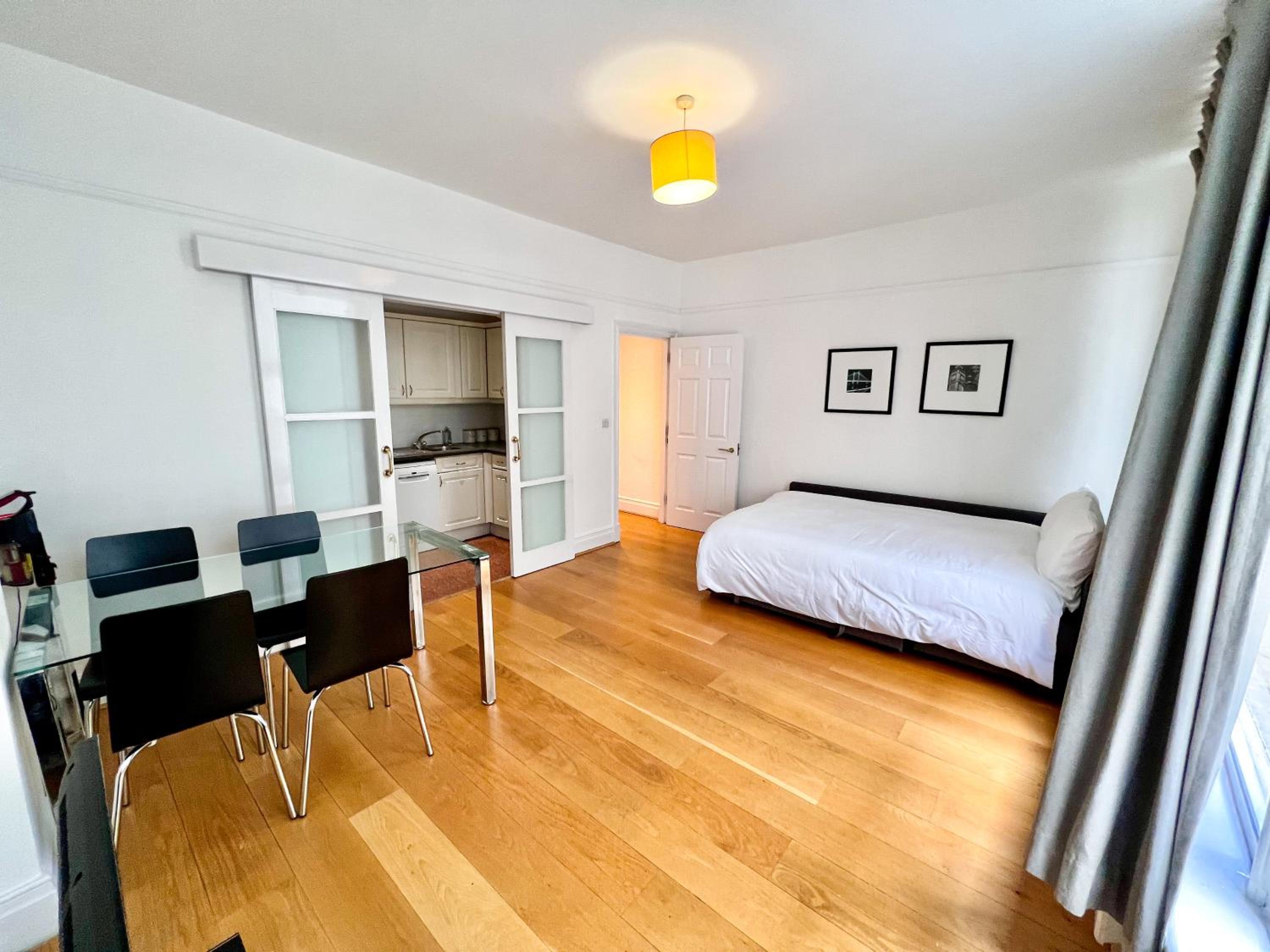Superior Apartment photo 3
