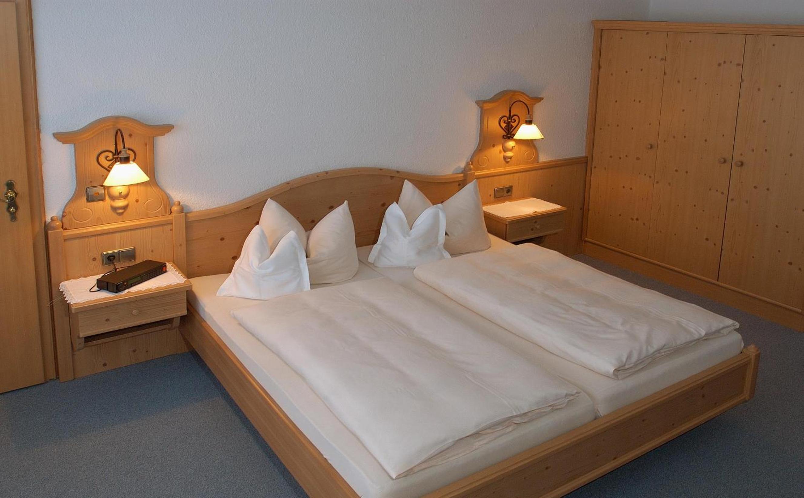 Standard Double Room - Photo 1
