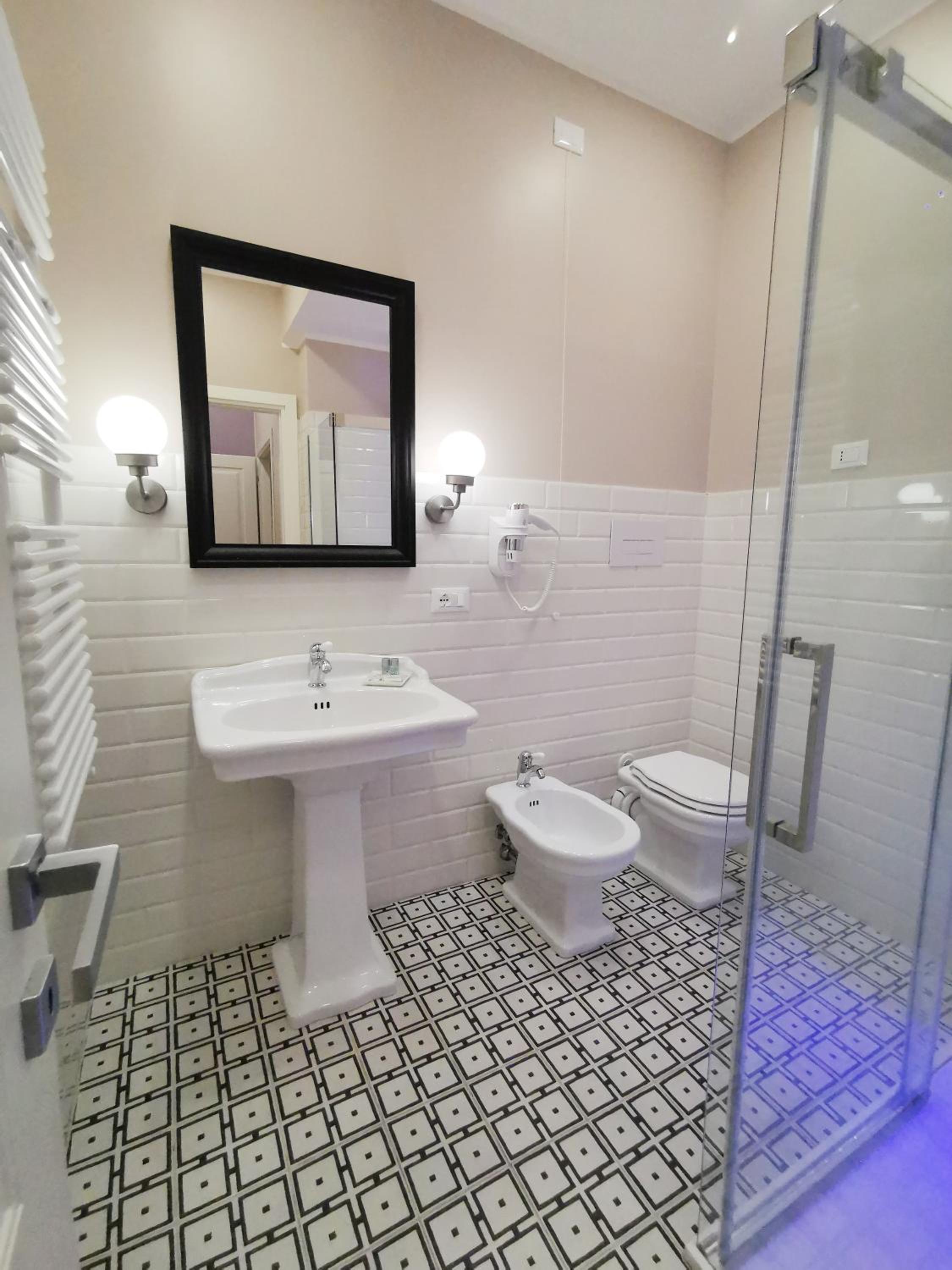 Comfort Triple Room - Photo 3