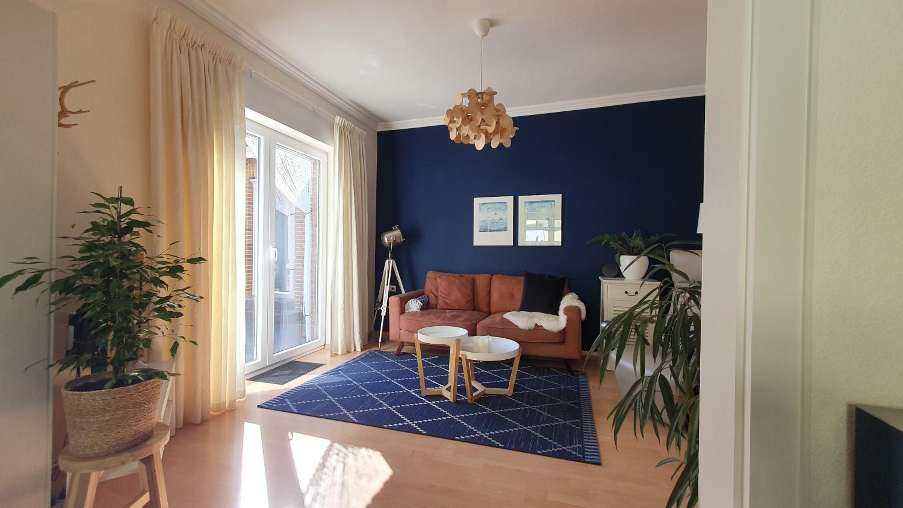 Holiday Home - Blue