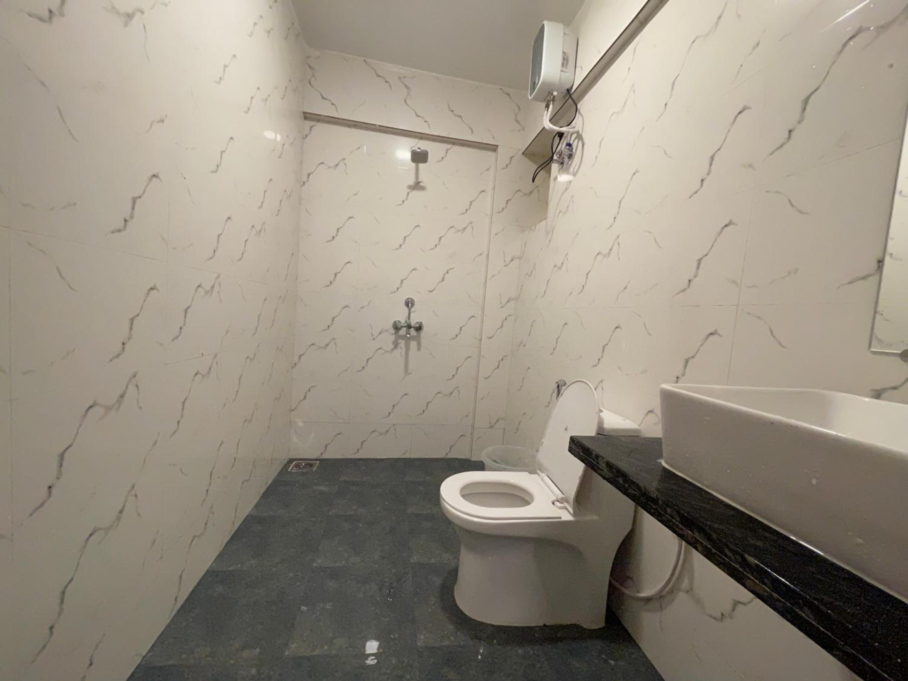 Deluxe Double Room with Balcony photo 3