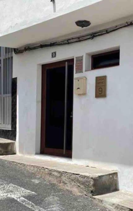 Three-Bedroom House photo 3