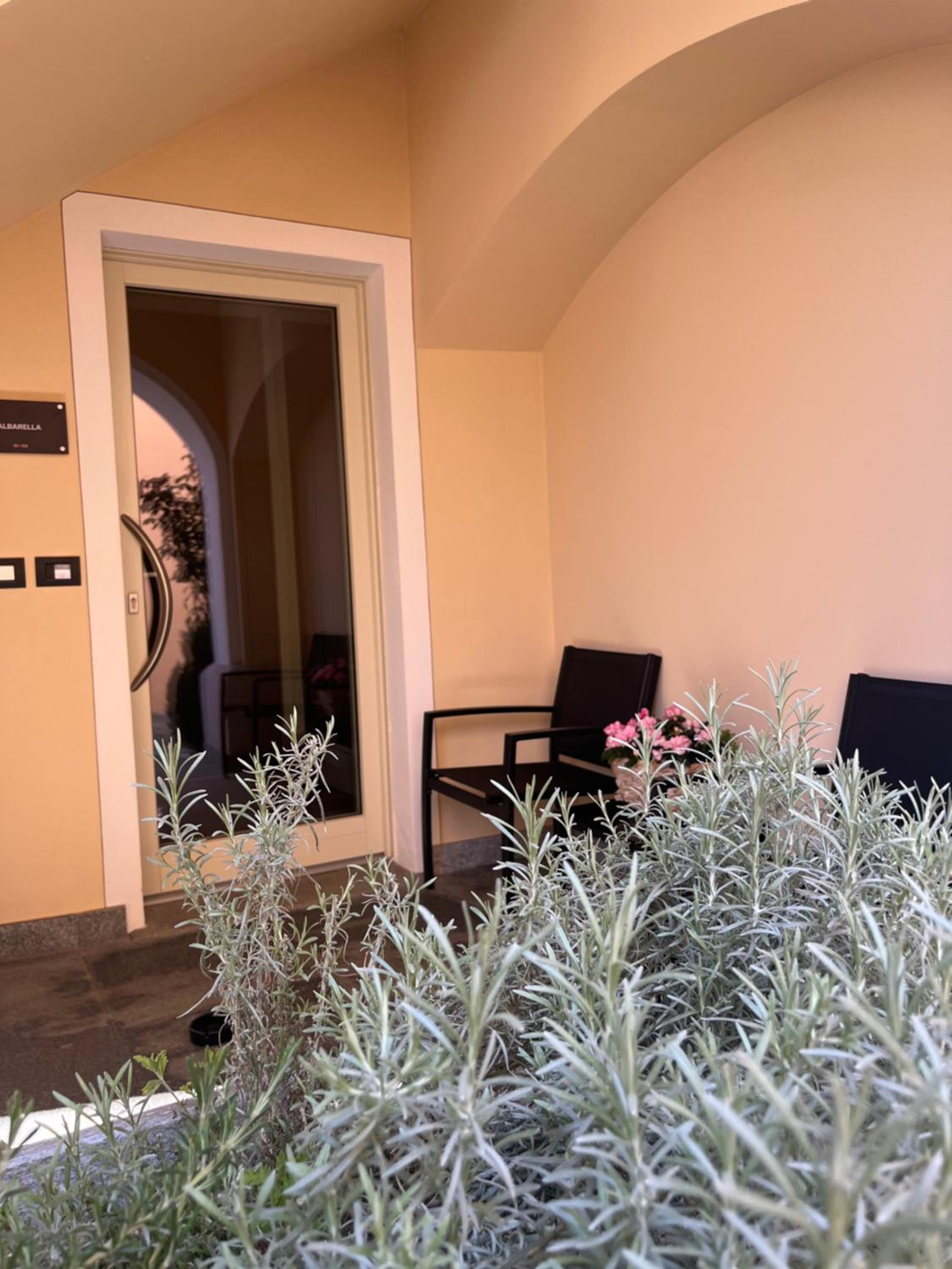 Double Room with Spa Bath - Photo 6