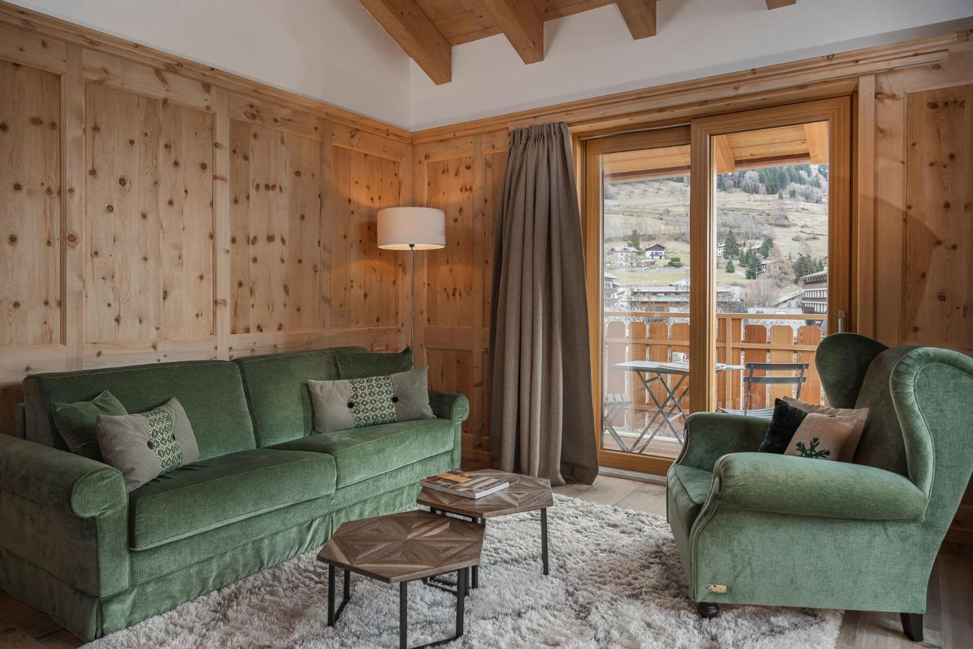Deluxe Suite - Photo 1