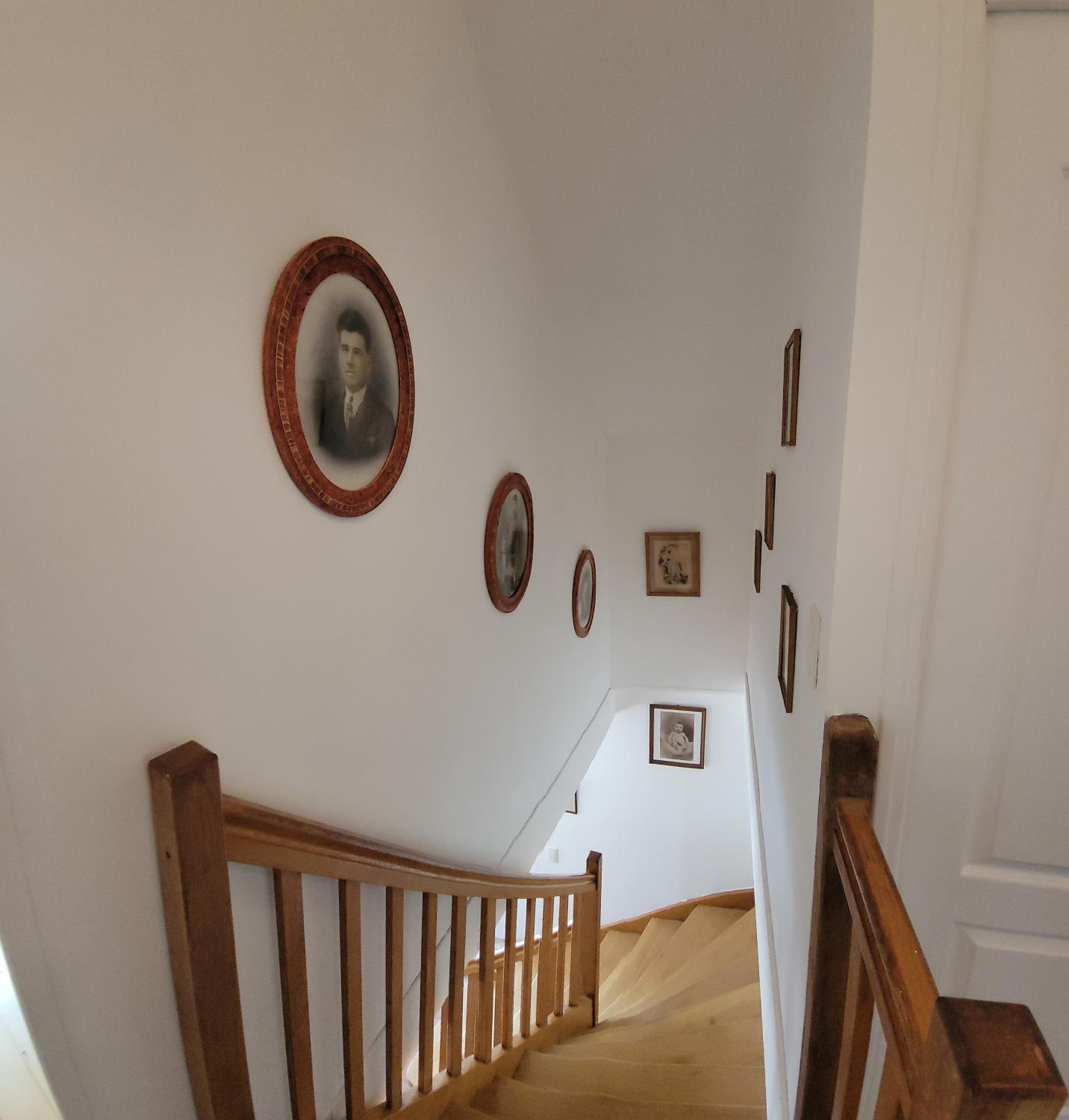 Twin Room - Photo 5