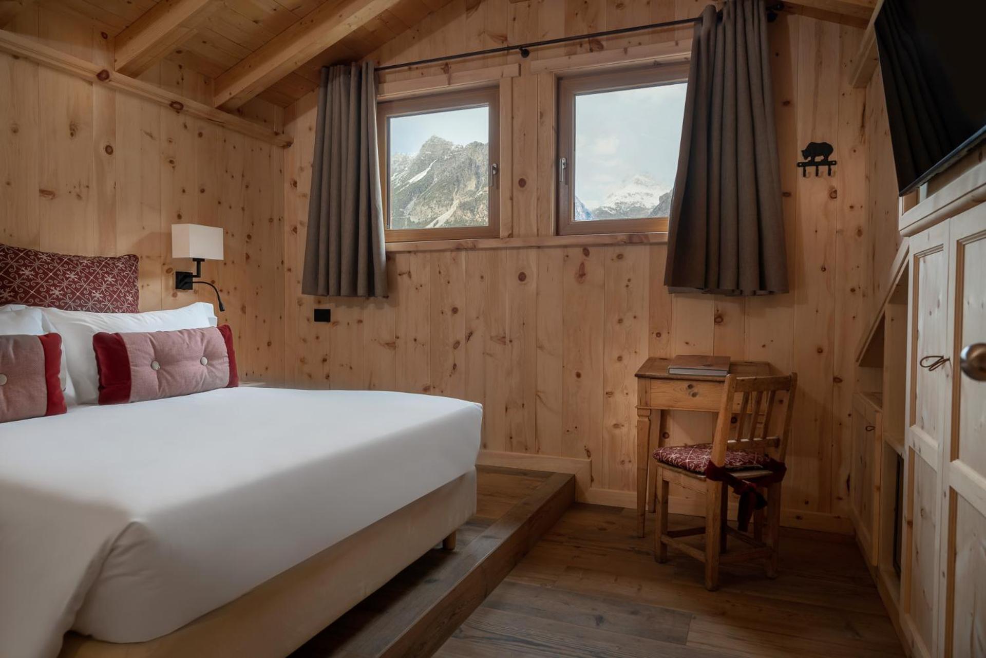 Double Room - Photo 5