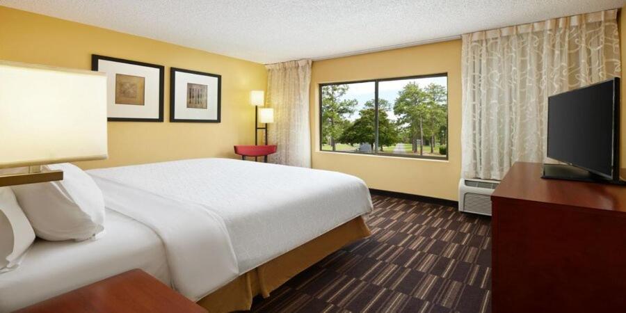 Standard King Room