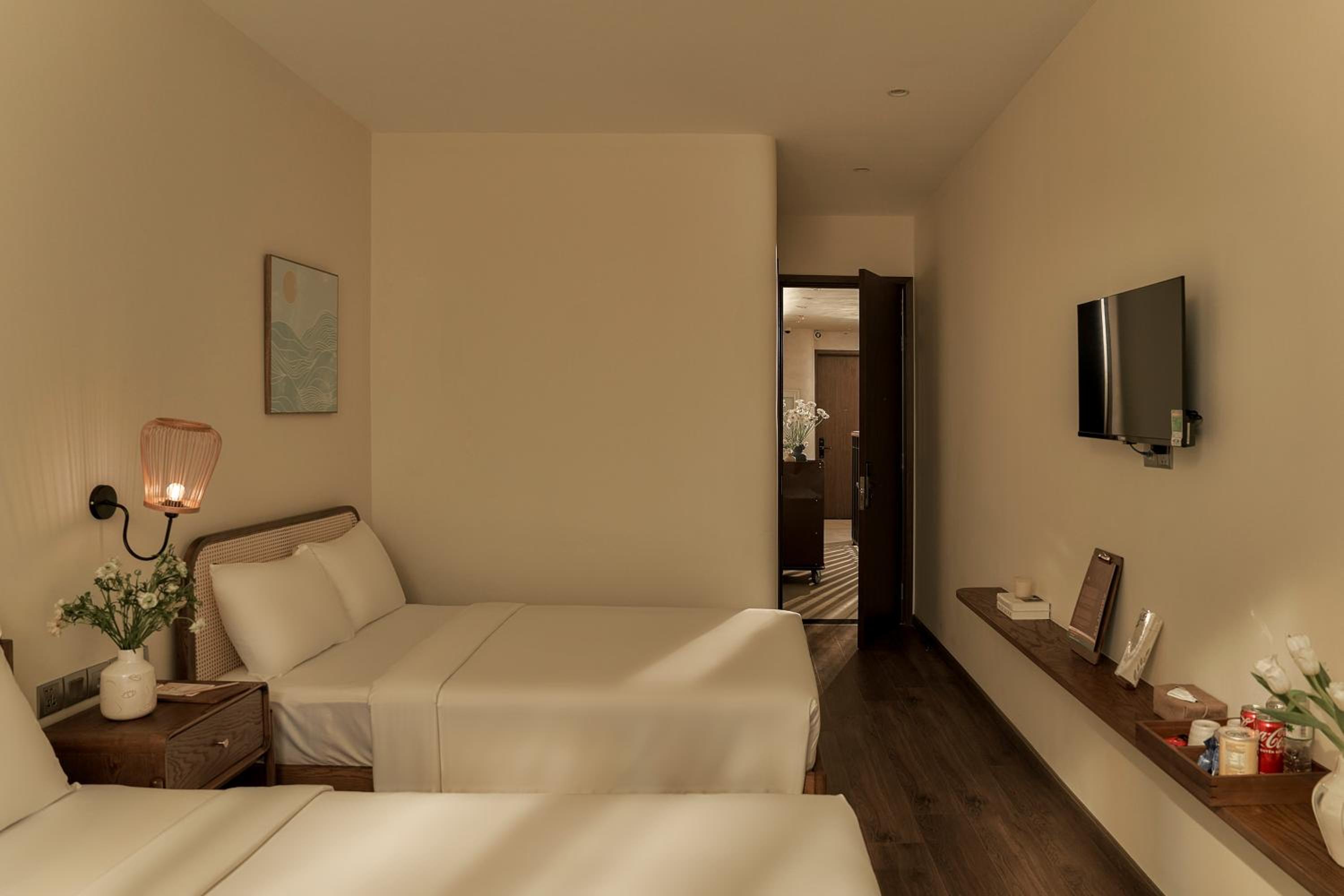 Twin Room with City View photo 3