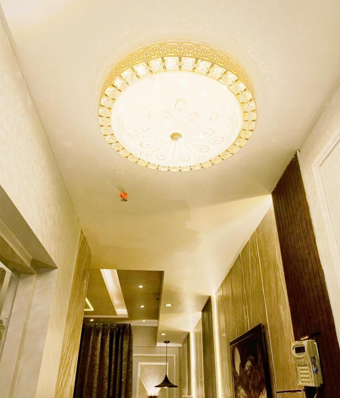 Deluxe King Suite - Photo 4