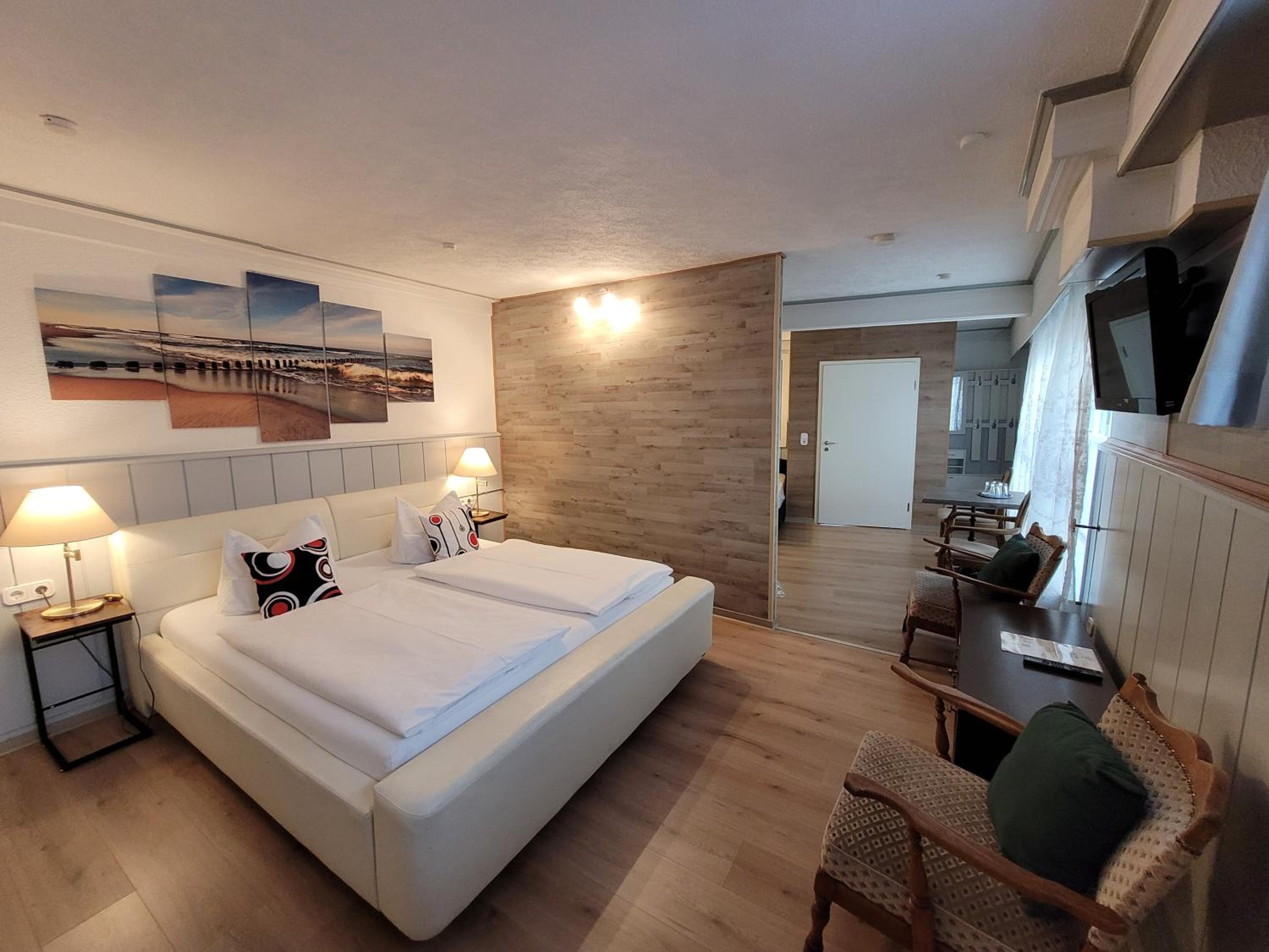 Classic Quadruple Room