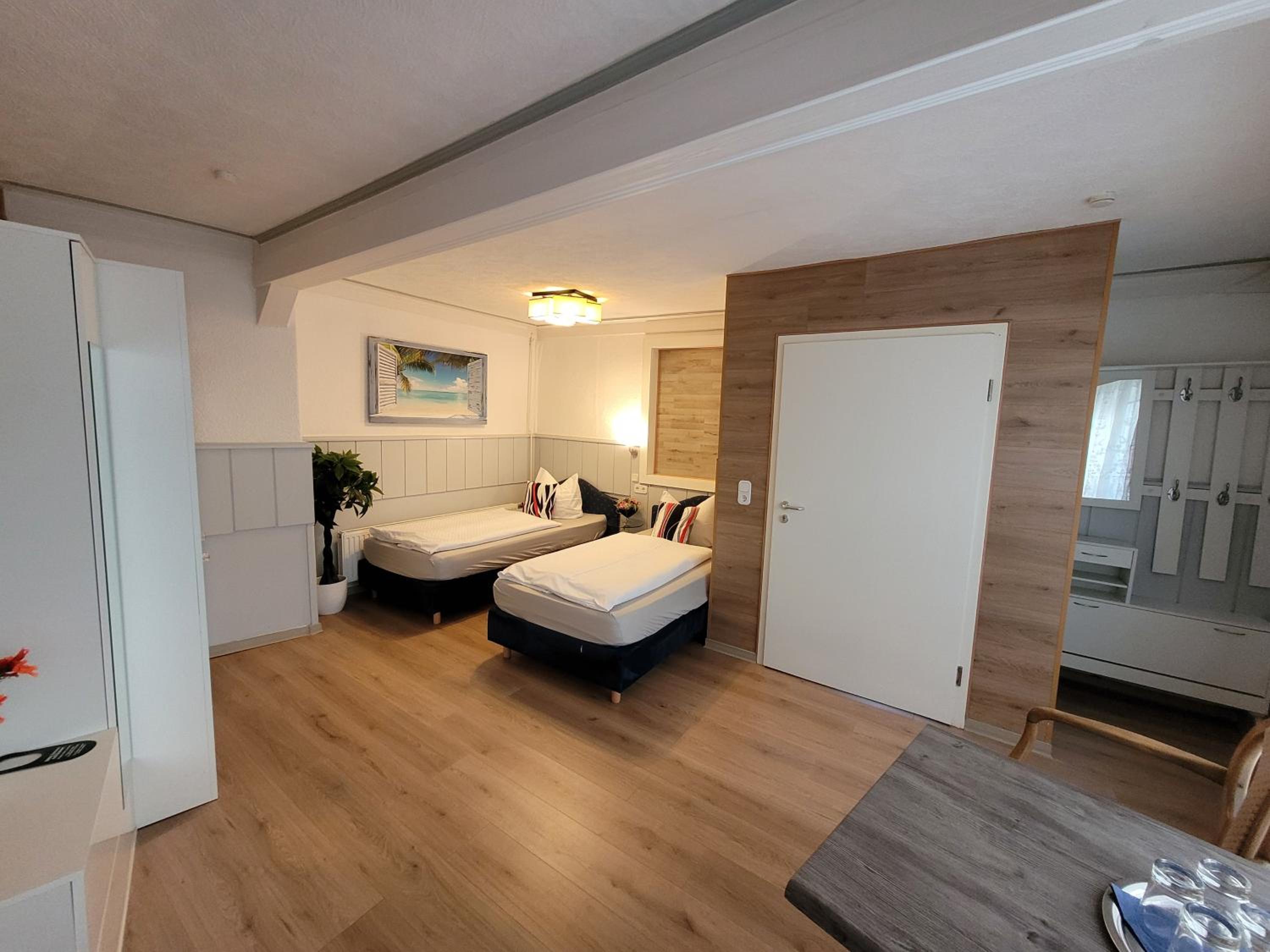 Classic Quadruple Room photo 2