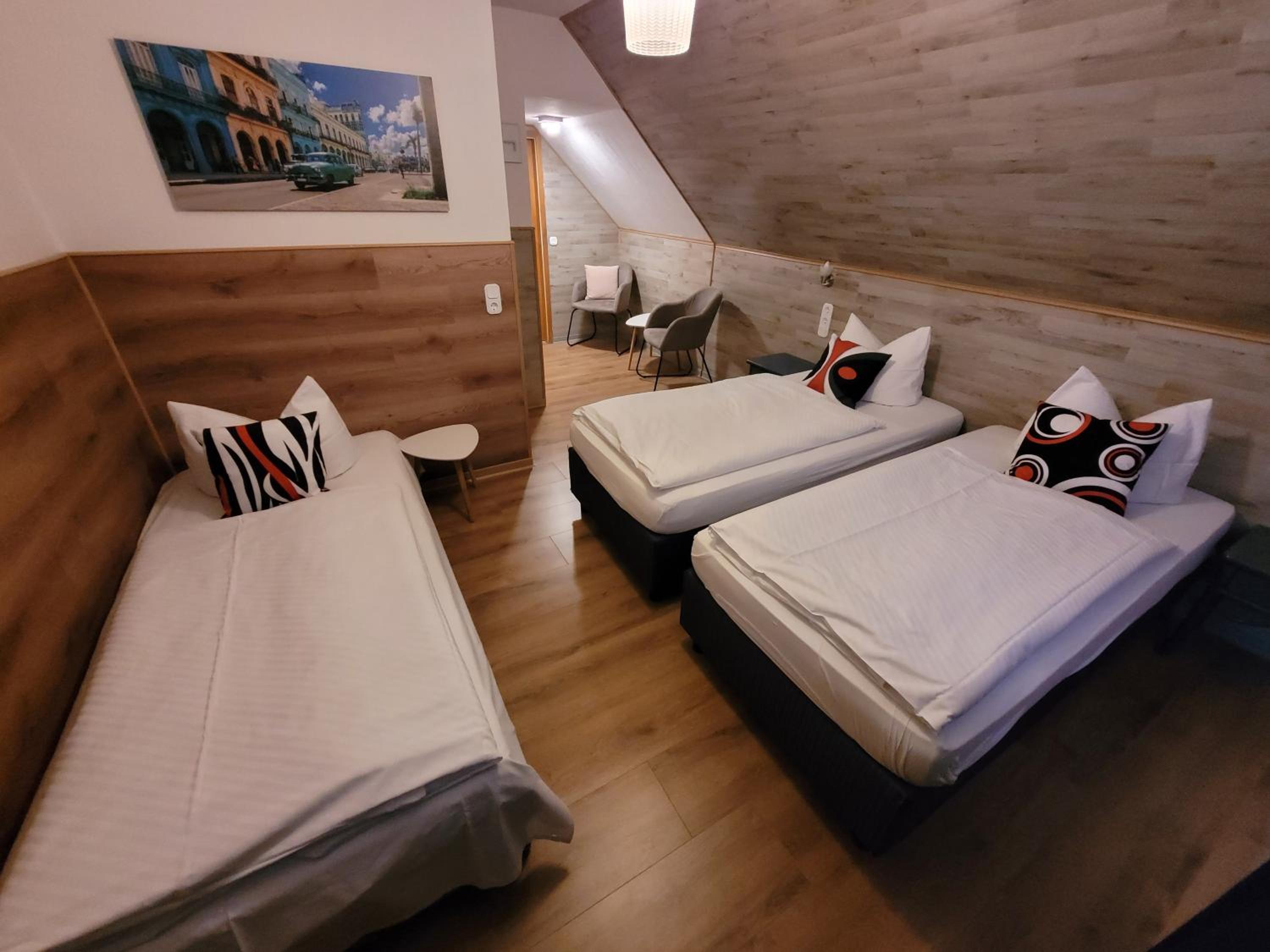 Budget Triple Room photo 2